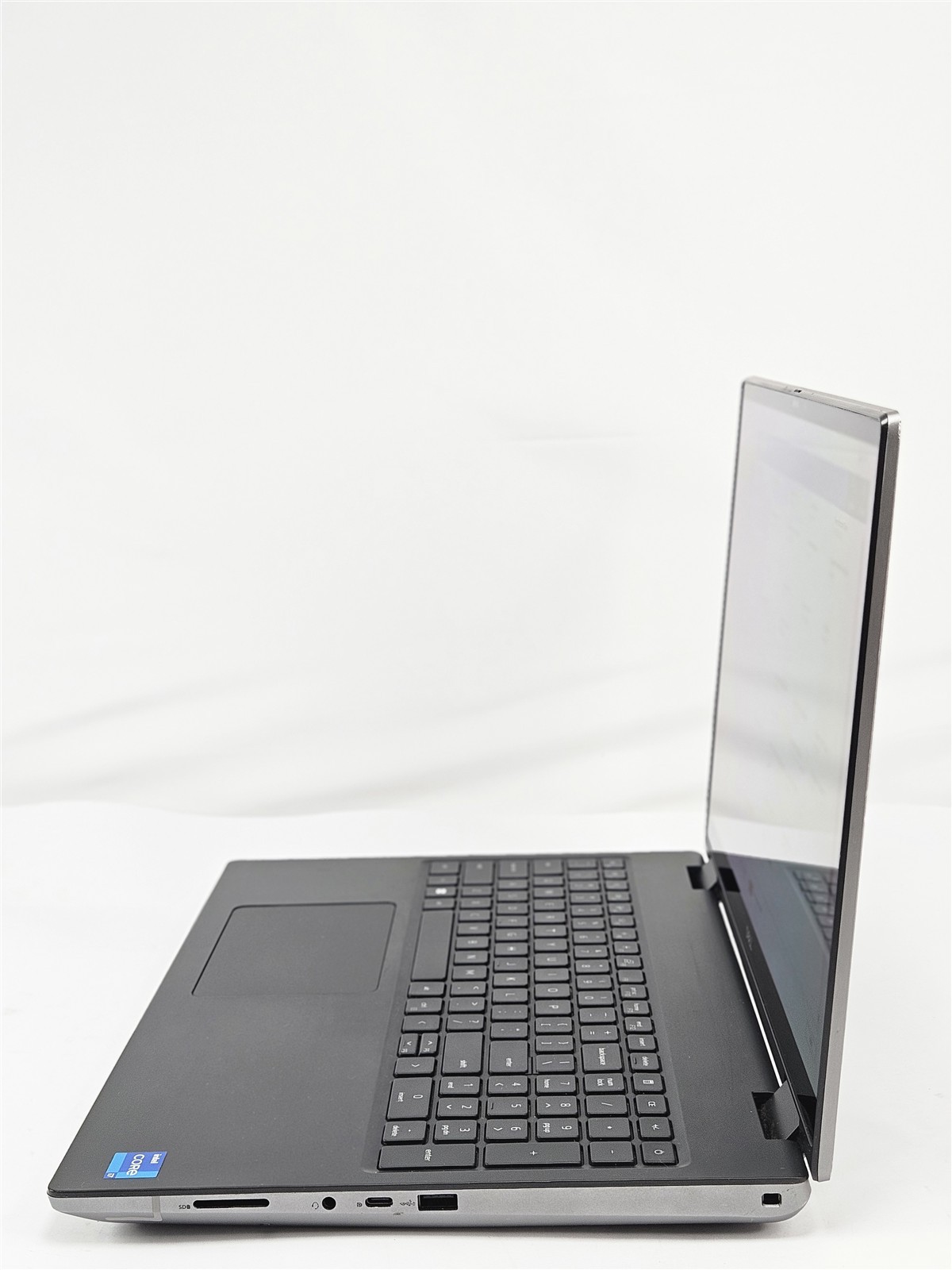 Precision 7670 Dell i7-12850HX 32GB 2TB SSD 16″ RTX A3000 Webcam SD