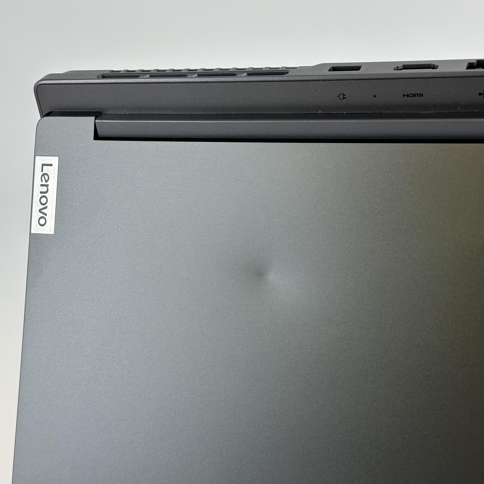 Lenovo Legion Slim 7 16 165Hz FHD 3.8 GHz Ryzen 7 7840HS 16GB 1TB SSD RTX 4060