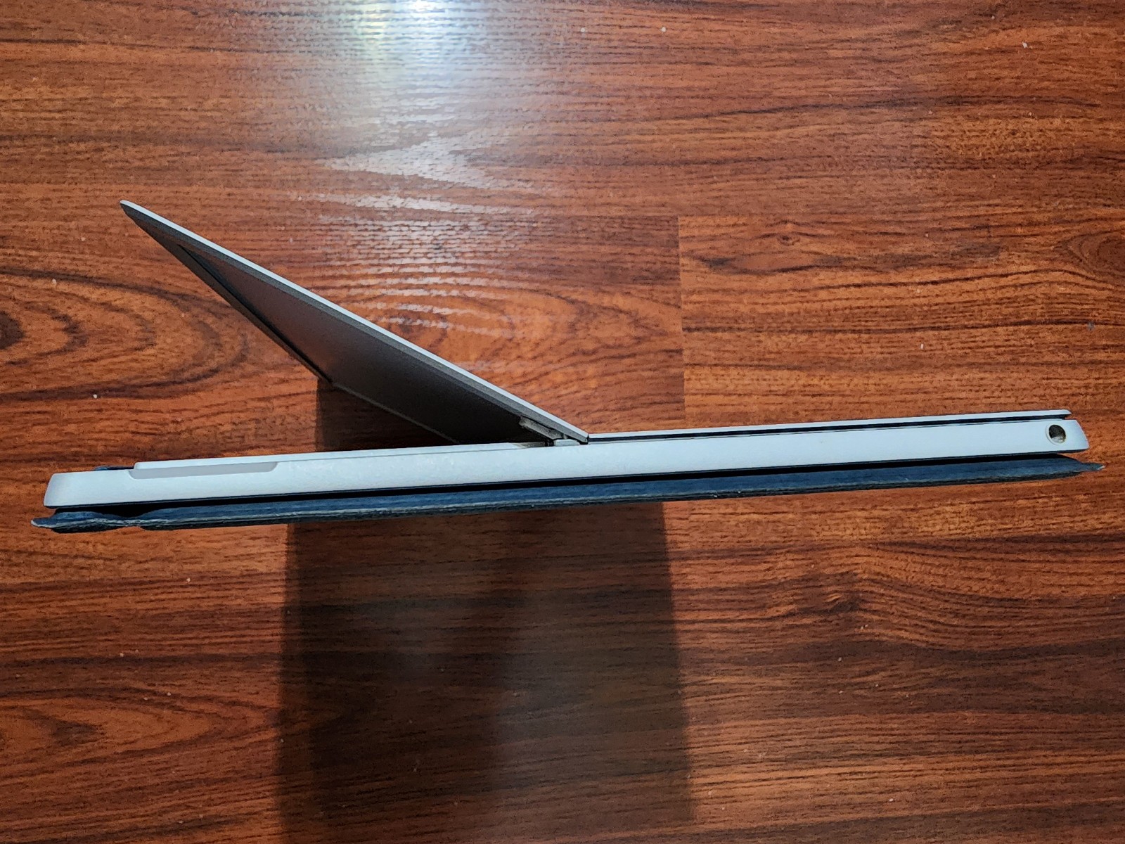 Microsoft Surface Pro 7 1866 Core i7-1065G7 1.3GHz 16GB 256GB Windows 11 Pro