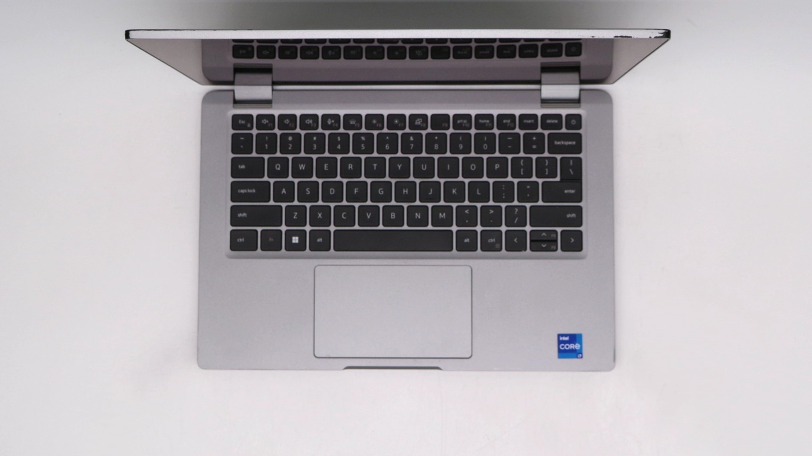 Dell Latitude 5330 13″ i7-1265u 16GB 512GB – Good