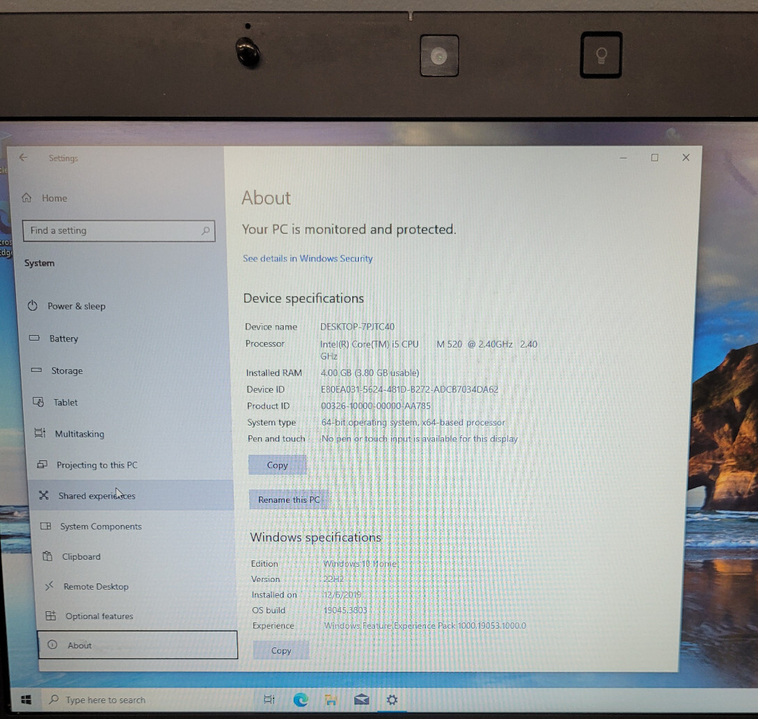 HP Elitebook 8440p Intel i5-M520 4 GB RAM – 250 HHD – WINDOW 10 + CHARGER