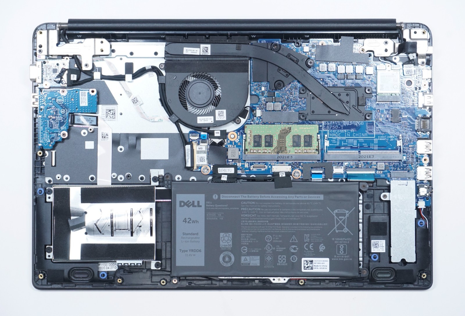 Dell Latitude 3500 Core i7-8565U @1.80GHz 8GB RAM 256GB SSD MX130 FHD (No OS)