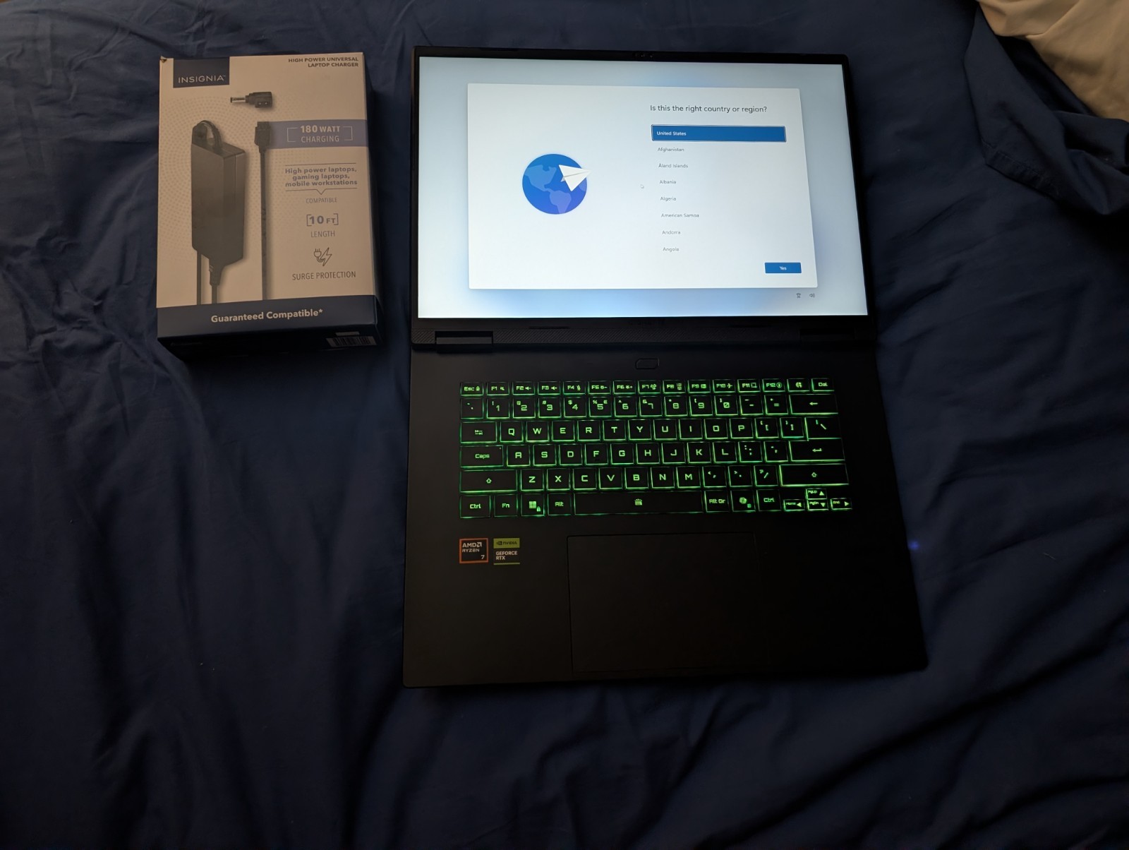 GIGABYTE Gaming A16 16 AMD Ryzen 7 260 16GB 1TB SSD RTX 5060 W11H Laptop