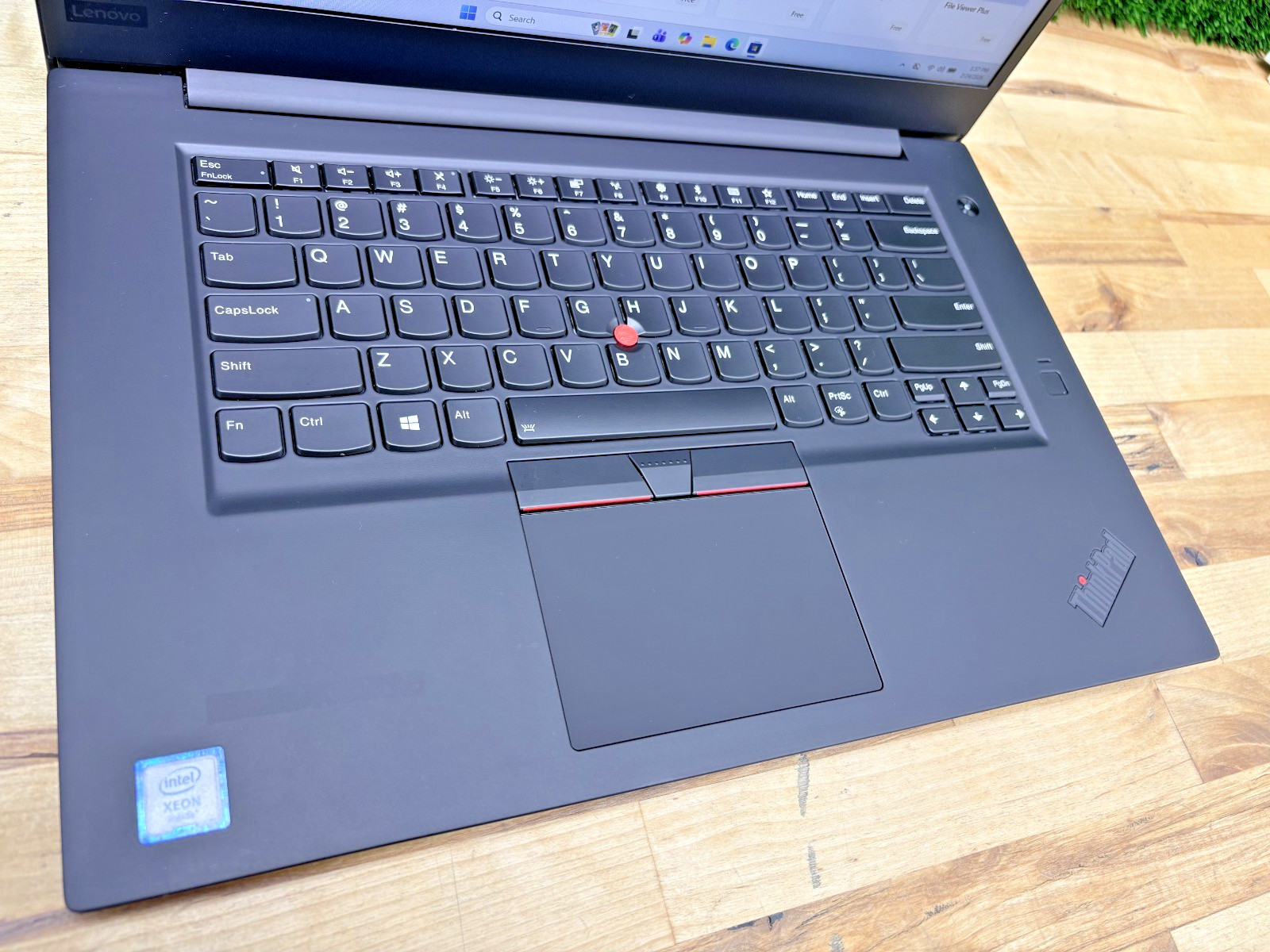 Lenovo ThinkPad P1 Intel Xeon 2.70GHz 32GB RAM 512GB SSD Nvidia Q P2000 Win11 P*