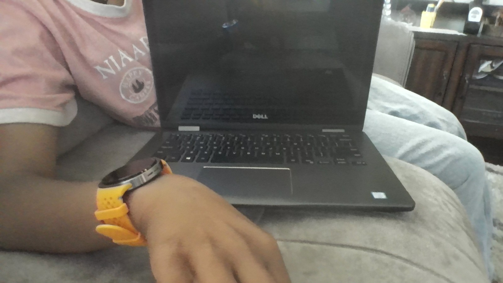 Dell Latitude 3379 209 gb ssd intel core i5 2 in 1 good laptop for a kid