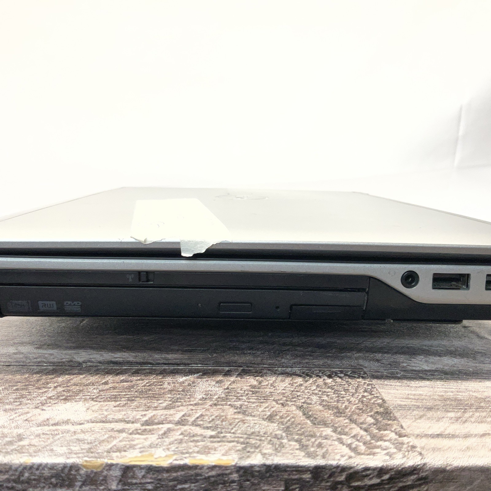 Dell Latitude E6440 / No CPU / No RAM / Laptop Notebook PC / B9N