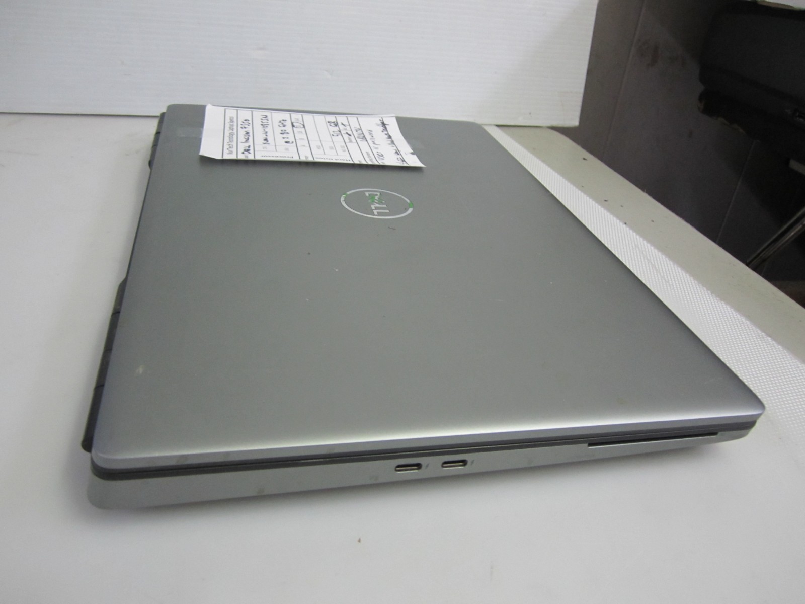 Dell Precision 7550 Xeon W-10855M 2.80GHz 32GB 512GB M2SSD Ubuntu Laptop +AC REA