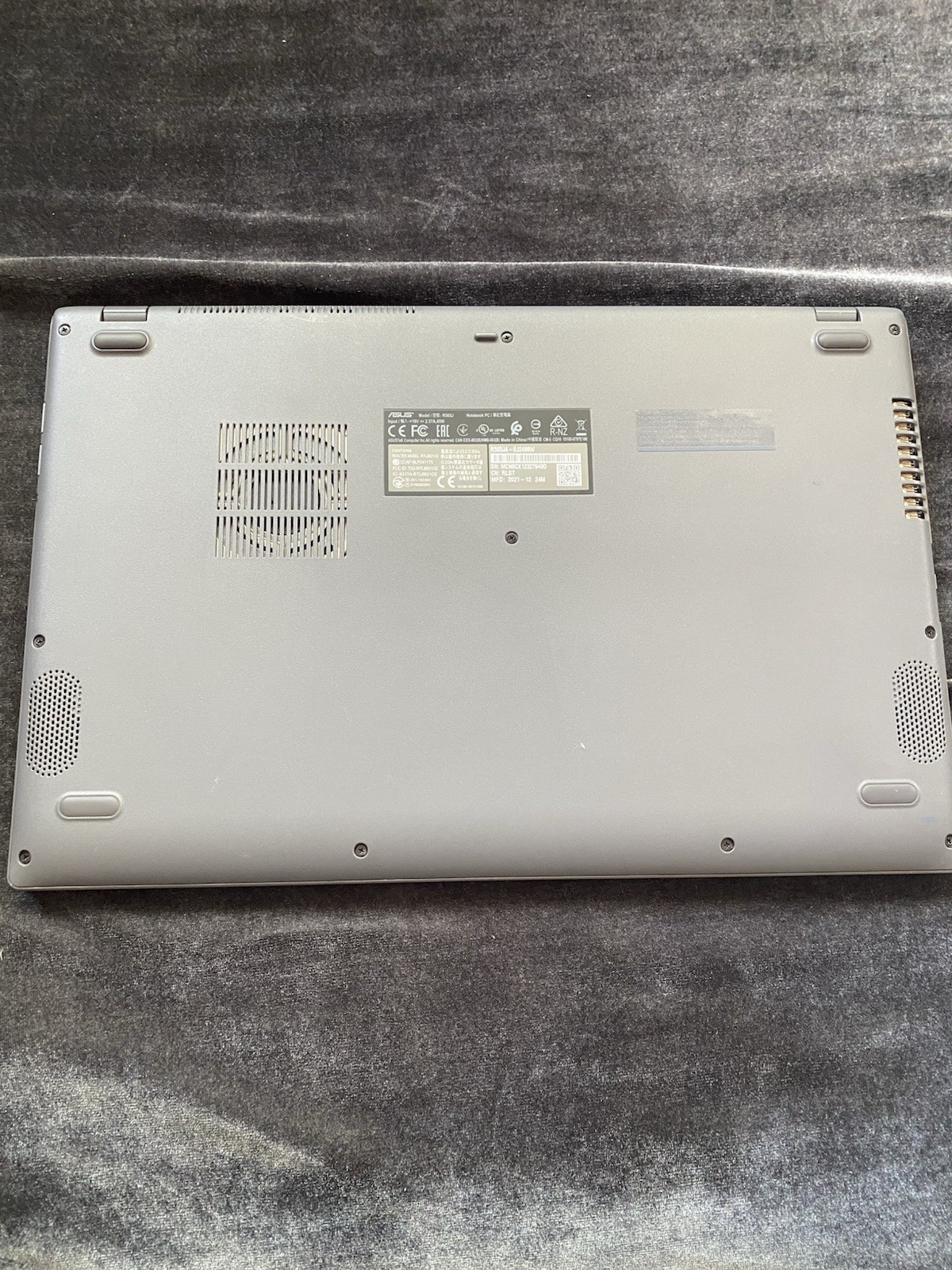 ASUS VivoBook 15 X515JA