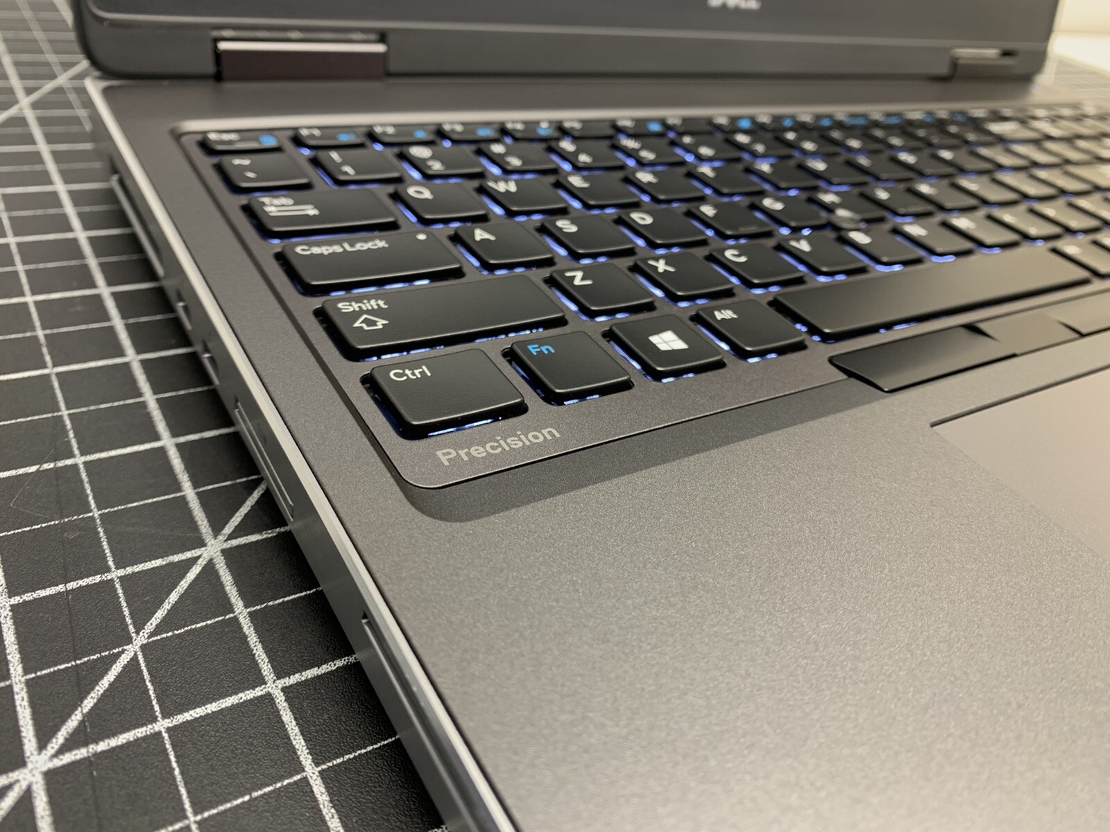 DELL PRECISION 7540 CORE i7-9850H | 24GB RAM, AMD RADEON PRO WX 3200 | #T856