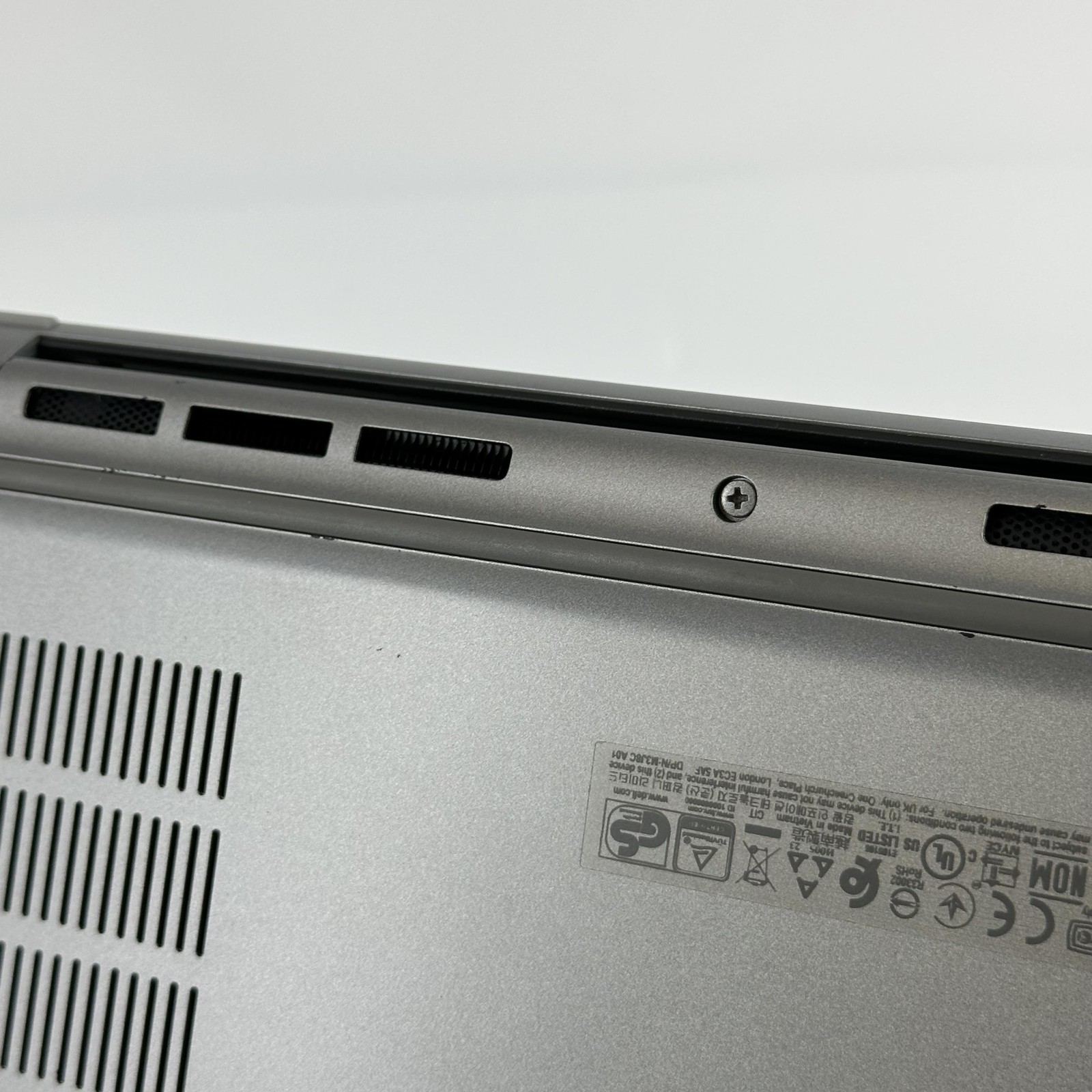 Dell Latitude 5440 14 Gray FHD 1.8 GHz i7-1365U 16GB 512GB SSD Good
