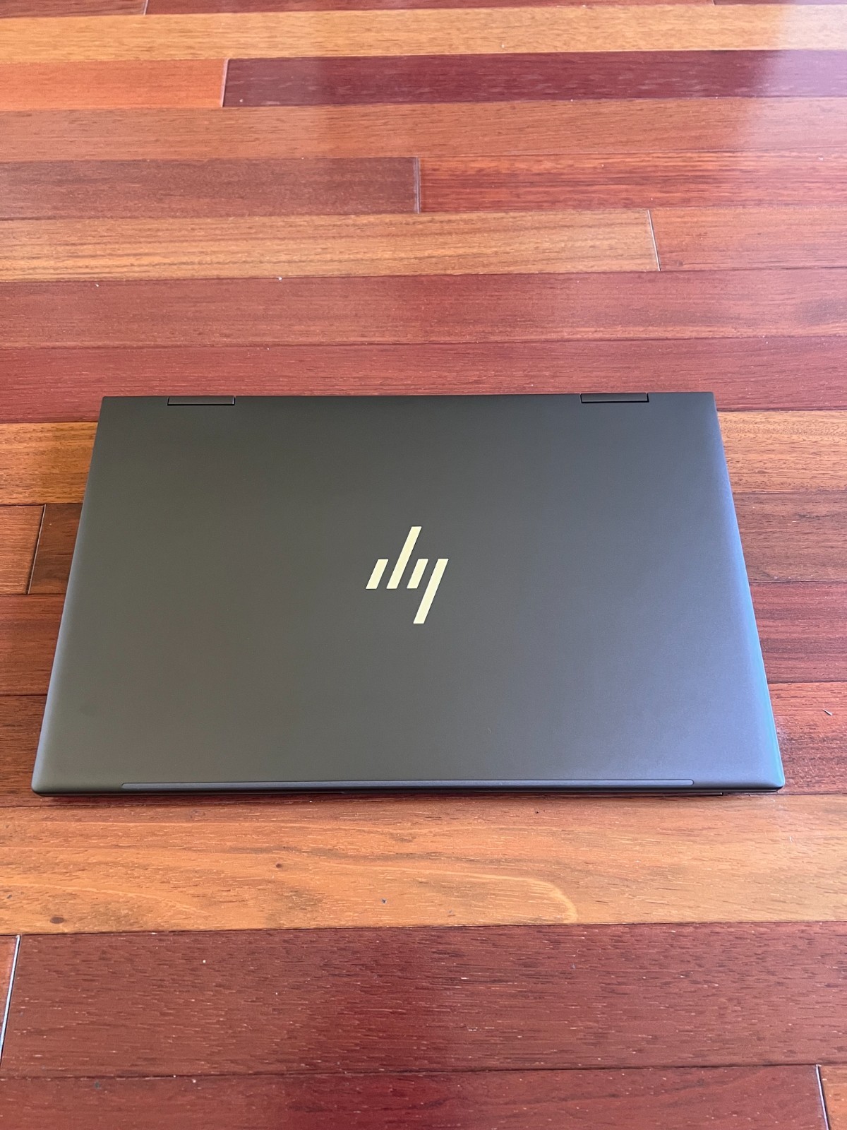 HP ENVY x360 15.6″ FHD Touch Ryzen 5 5625U 32GB RAM 1TB SSD B&O Audio W11 P/Read