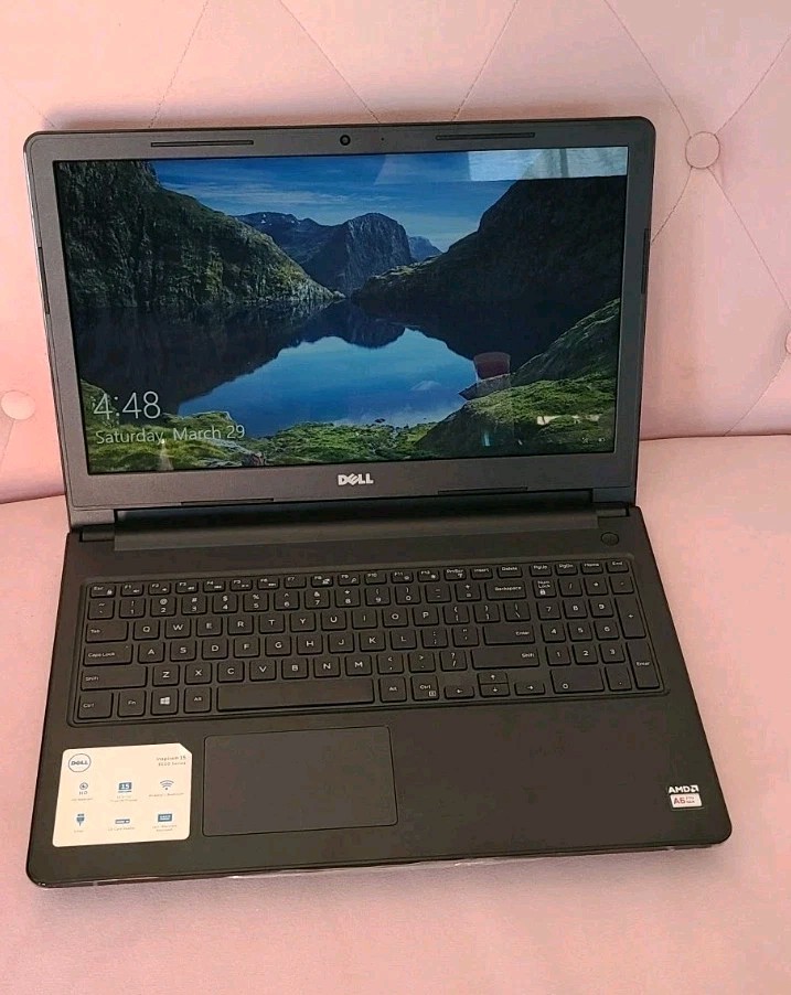 Dell Inspiron 15 3000 1TB HDD 4GB RAM AMD A6-9200 Radeon R4 – Windows10 PRO!
