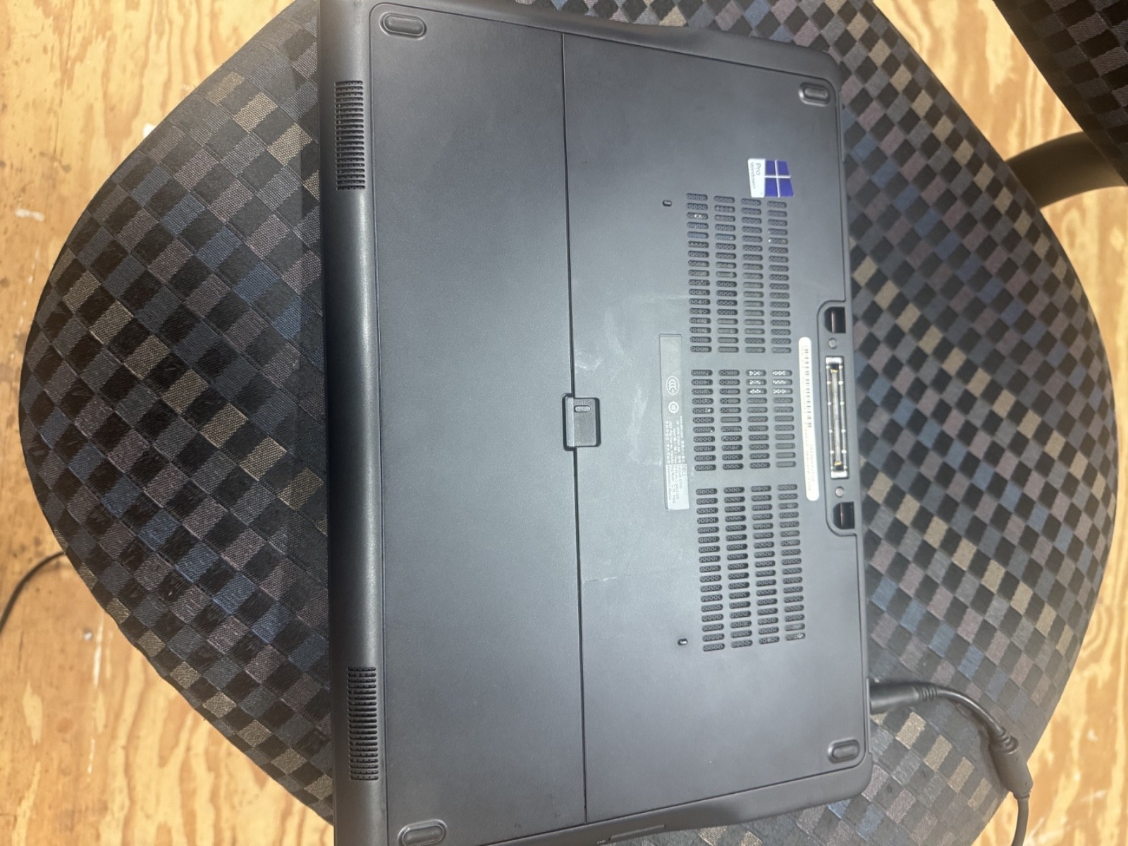 Dell Latitude E7450,i5,250gb HDD,8gb Ram, 14” 5th gen