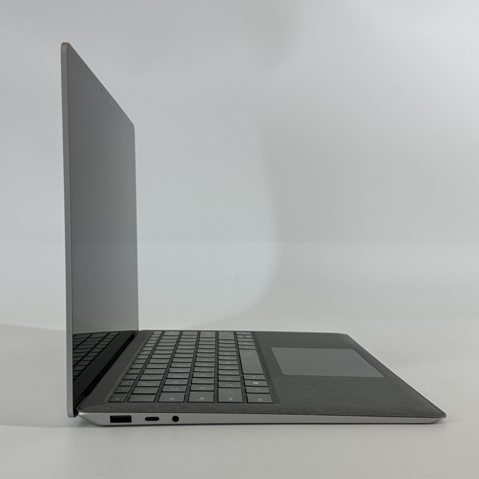Microsoft Surface Laptop 4 13.5 2K TOUCH 2.2 GHz Ryzen 5 4680U 8GB 256GB SSD