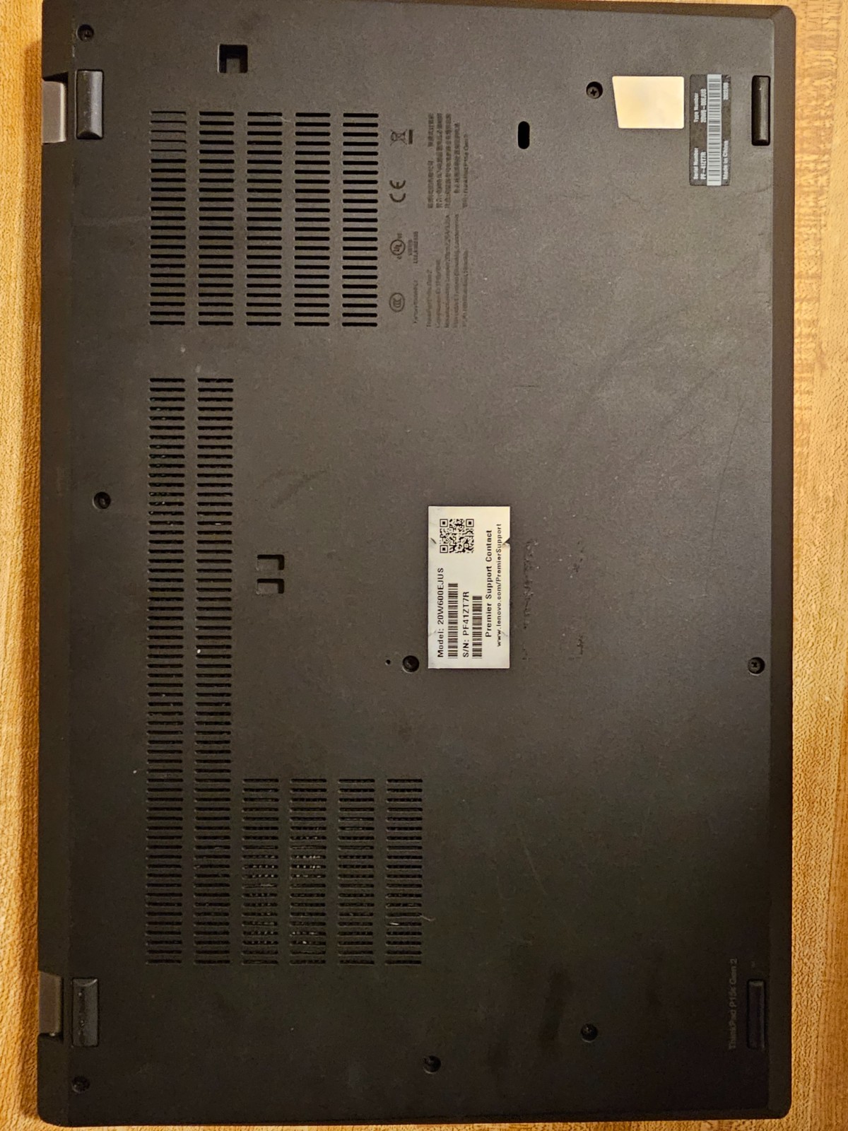 Lenovo ThinkPad P15s Gen 2 15.6″ (512GB SSD, Intel i7-1165G7, 16GB DDR4-3200)