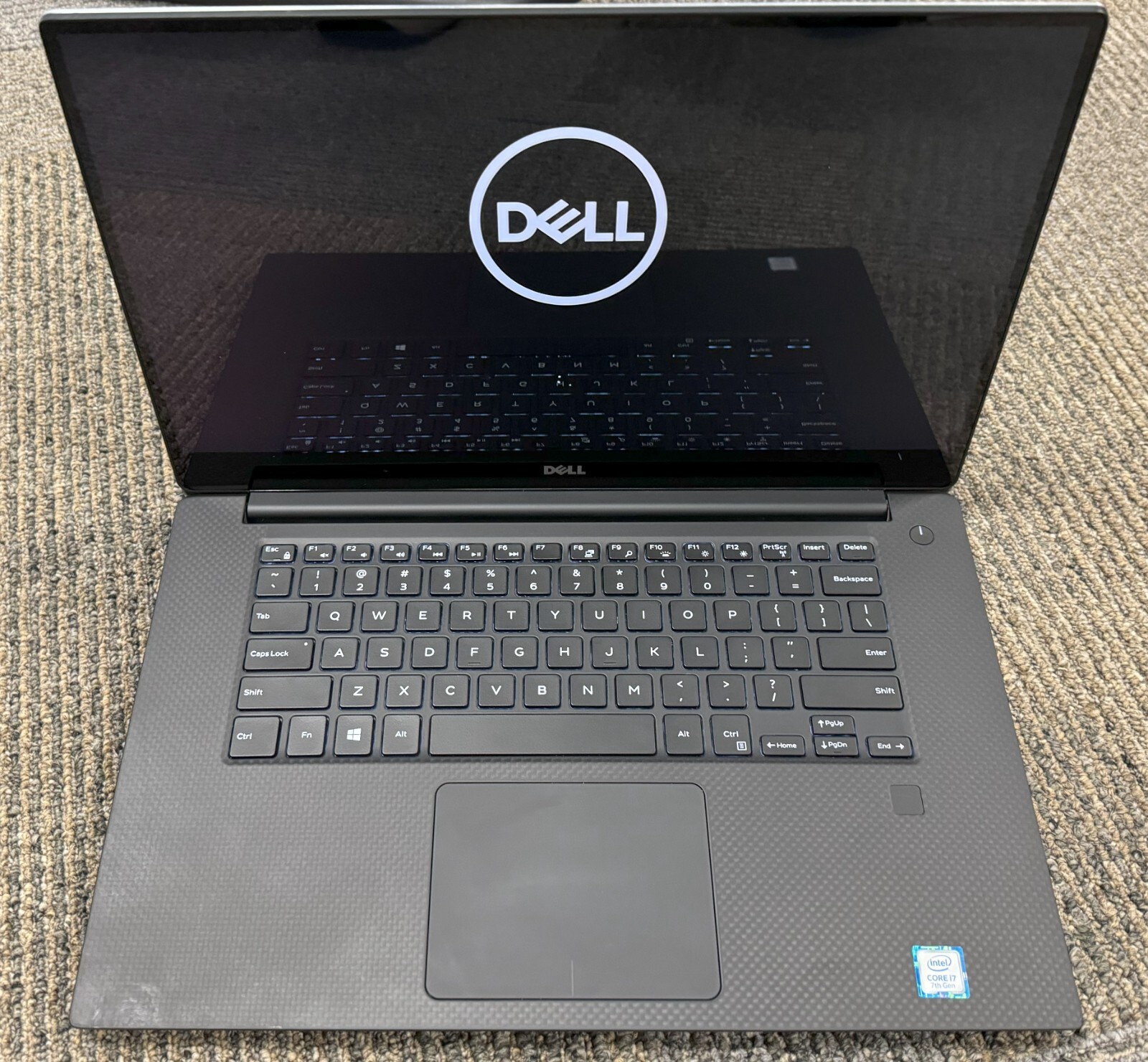 Dell XPS 15 9560 4K I7-7700HQ 32GB 2TB SSD GTX 1050 XPS9560-7002SLV-PUS