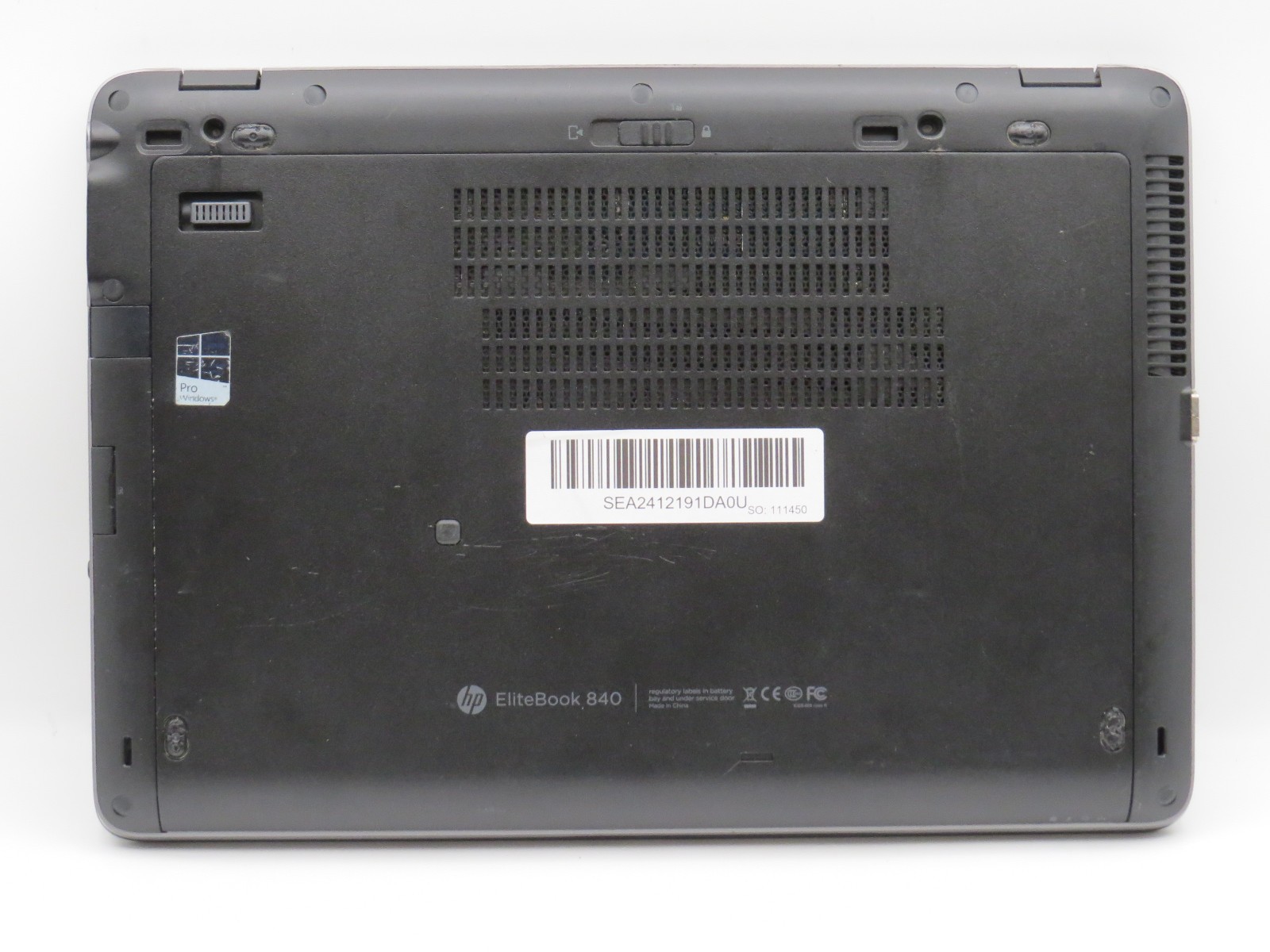 HP EliteBook 840 G2 | i5-5300U @ 2.3GHz | 8GB DDR3 | 256GB SSD | No OS
