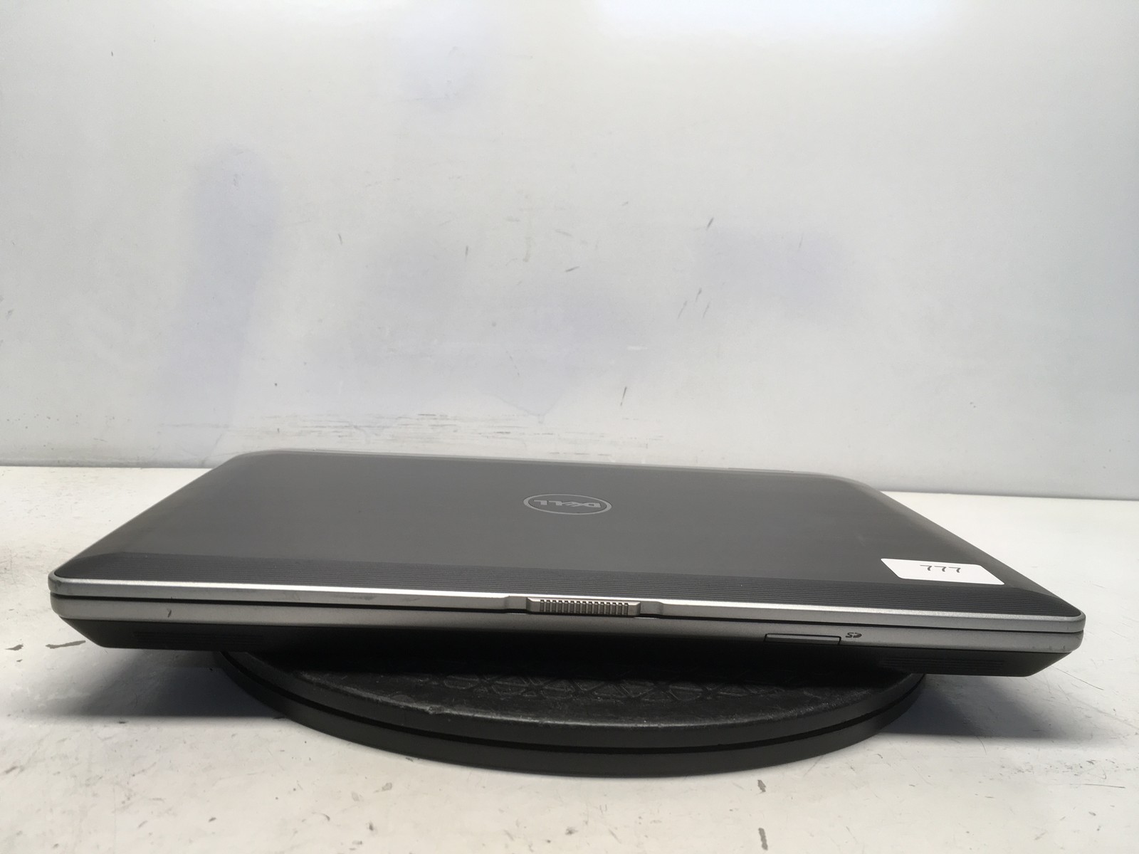 Dell Latitude E6430 Intel i5-3210M 2.5GHz 4 GB NO HDD No Batt