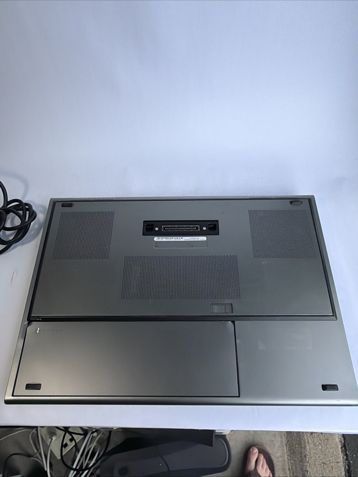 Dell Precision M6500 17” Win 7 Workstation i7 Quad, 8GB, Nvidia FX2800, 128gb