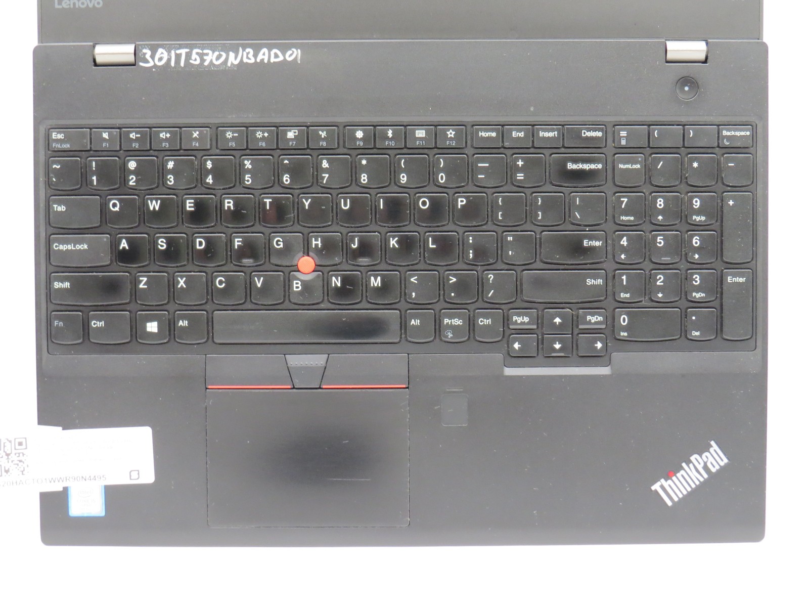 Lenovo ThinkPad T570 i5-7300U @ 2.6Ghz 8GB DDR4 HD 620 15.6″ No OS/AC *REPAIR*