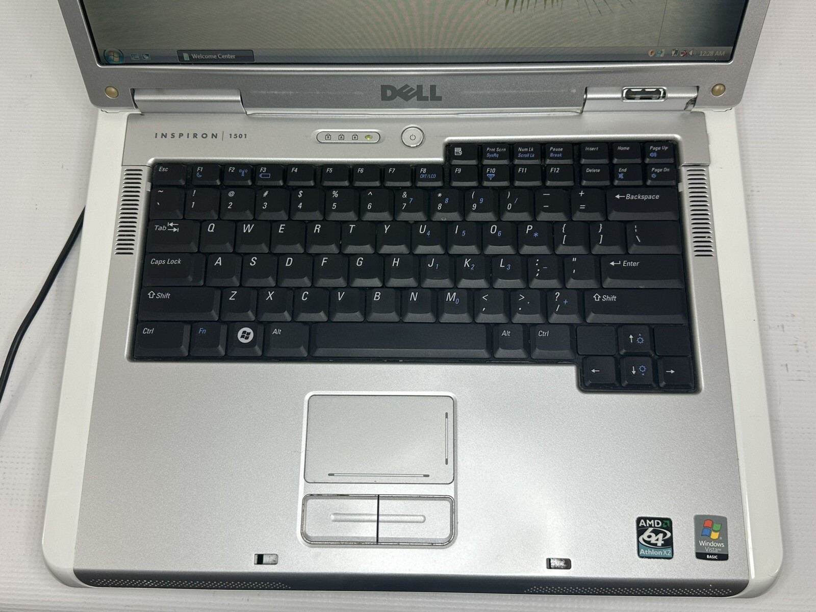 Dell Inspiron Laptop 1501 AMD ATHLON 64×2 2GB RAM 120GB HDD For Parts Repair