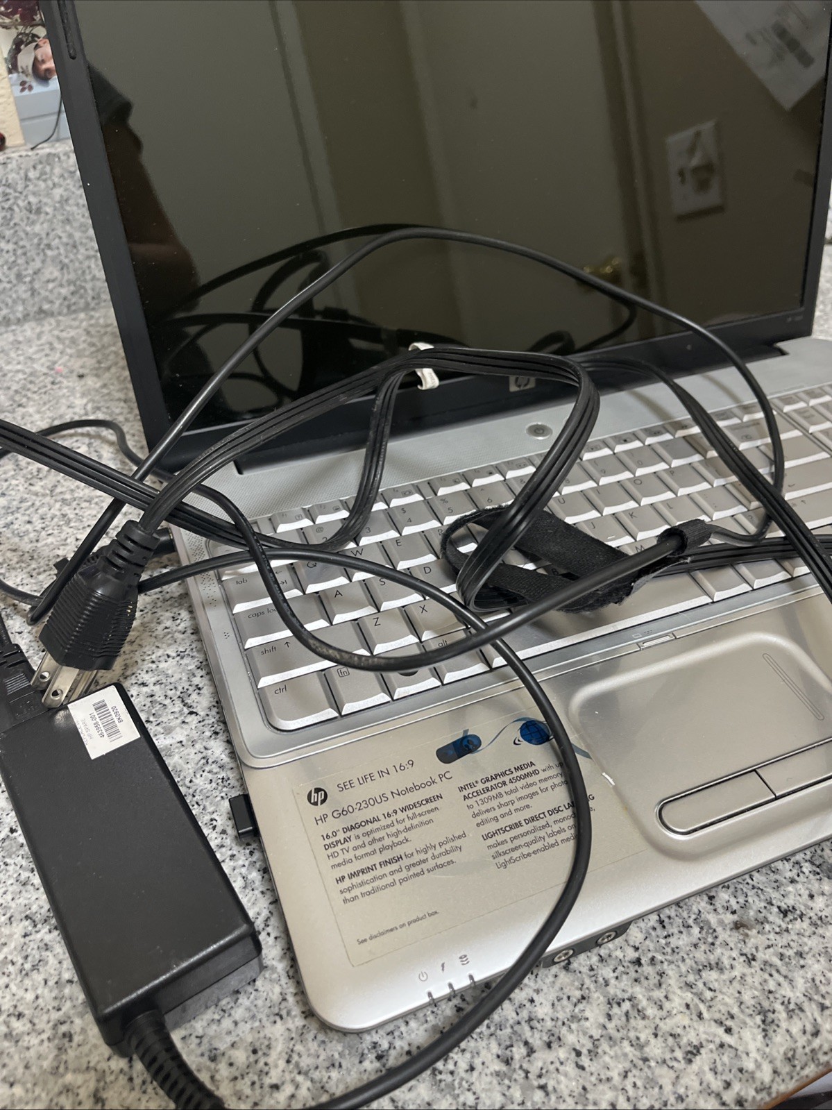 HP G60-230US 16″ Intel T4200 2.000GHz 3GiB Memory For Parts Only