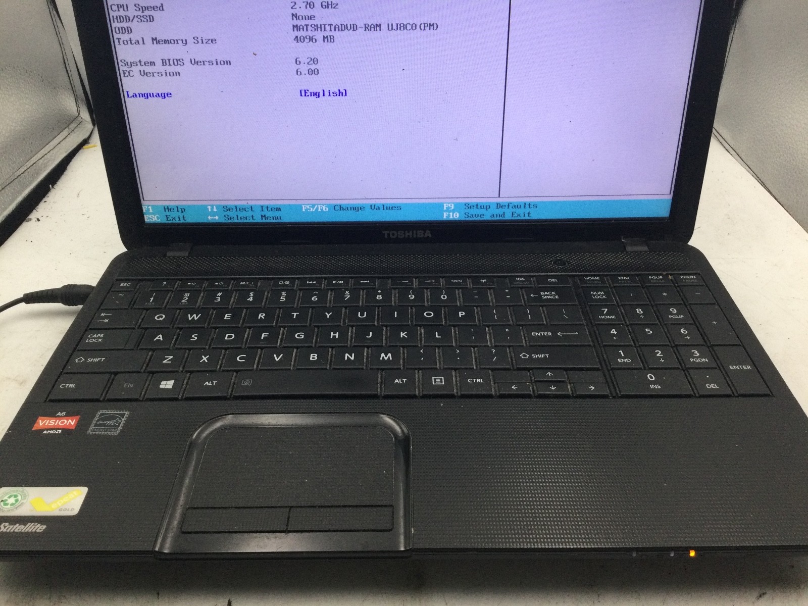 TOSHIBA SATELLITE C855D – BOOTS TO BIOS – AMD A6 – 4GB RAM – READ DESCRIP – BB