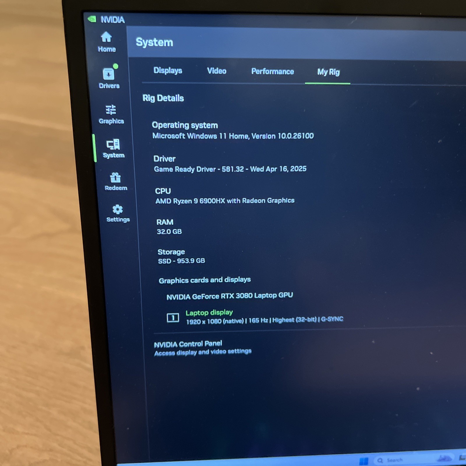 Alienware m17 r5 amd ryzen 9 6900HX 32GB RAM Windows 11 Home 8GB Graphics Card