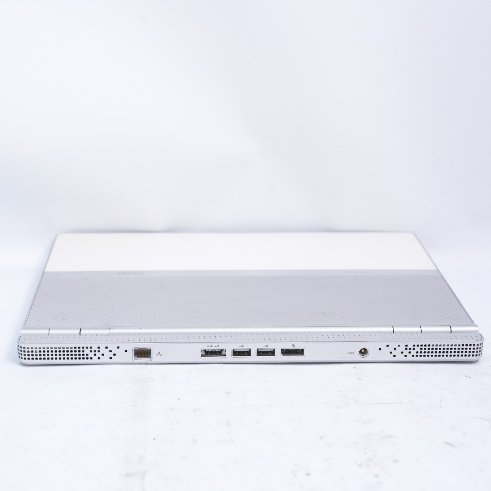 Dell Adamo 13″ INTEL CORE 2 DUO 4GB RAM 256GB SSD Laptop 2008 *PARTS* T12-D8
