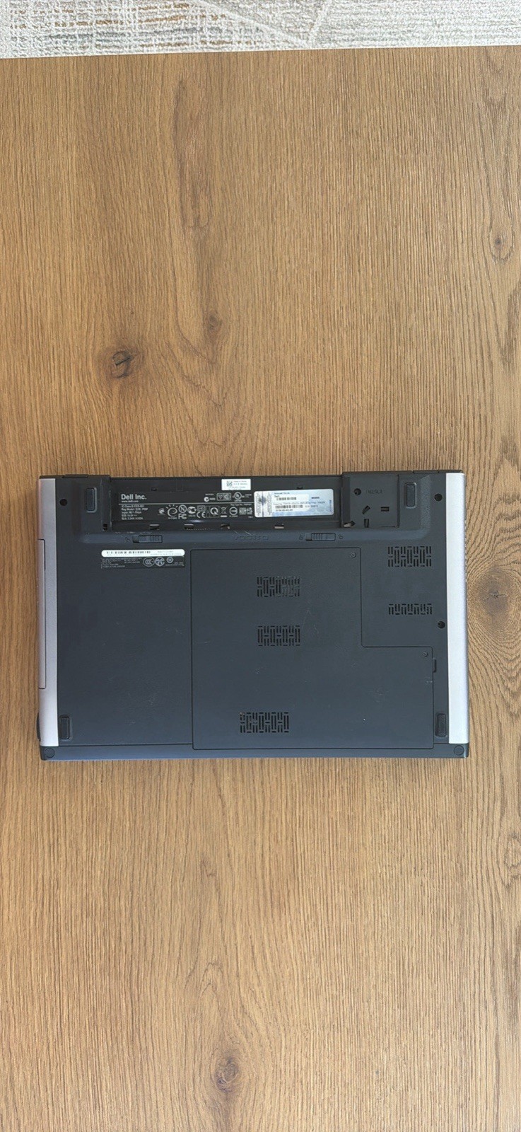 Dell Vostro 3500 15.6” Intel Core i3 – M370 4GB RAM 2.4 GHz NO HDD | NO BATTERY