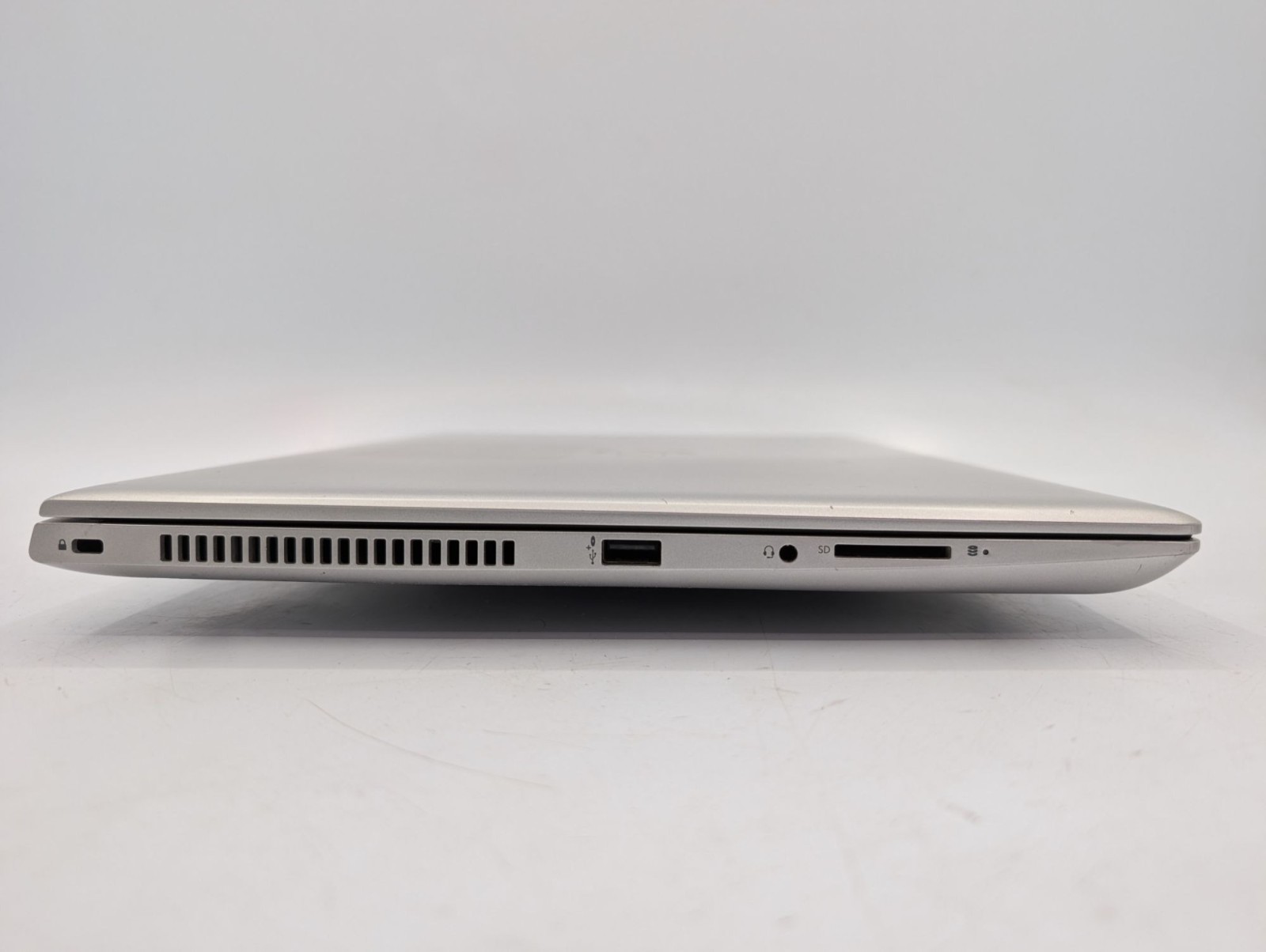 HP ProBook 450 G5 15.6″ Intel i7-8550U 16GB RAM 1TB + 256GB SSD Windows 11 Pro
