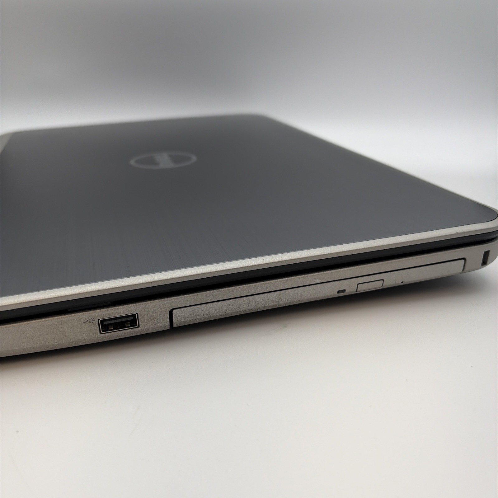 Dell Inspiron 15R Laptop Windows 10 Home Intel Core i5- 4200U L87