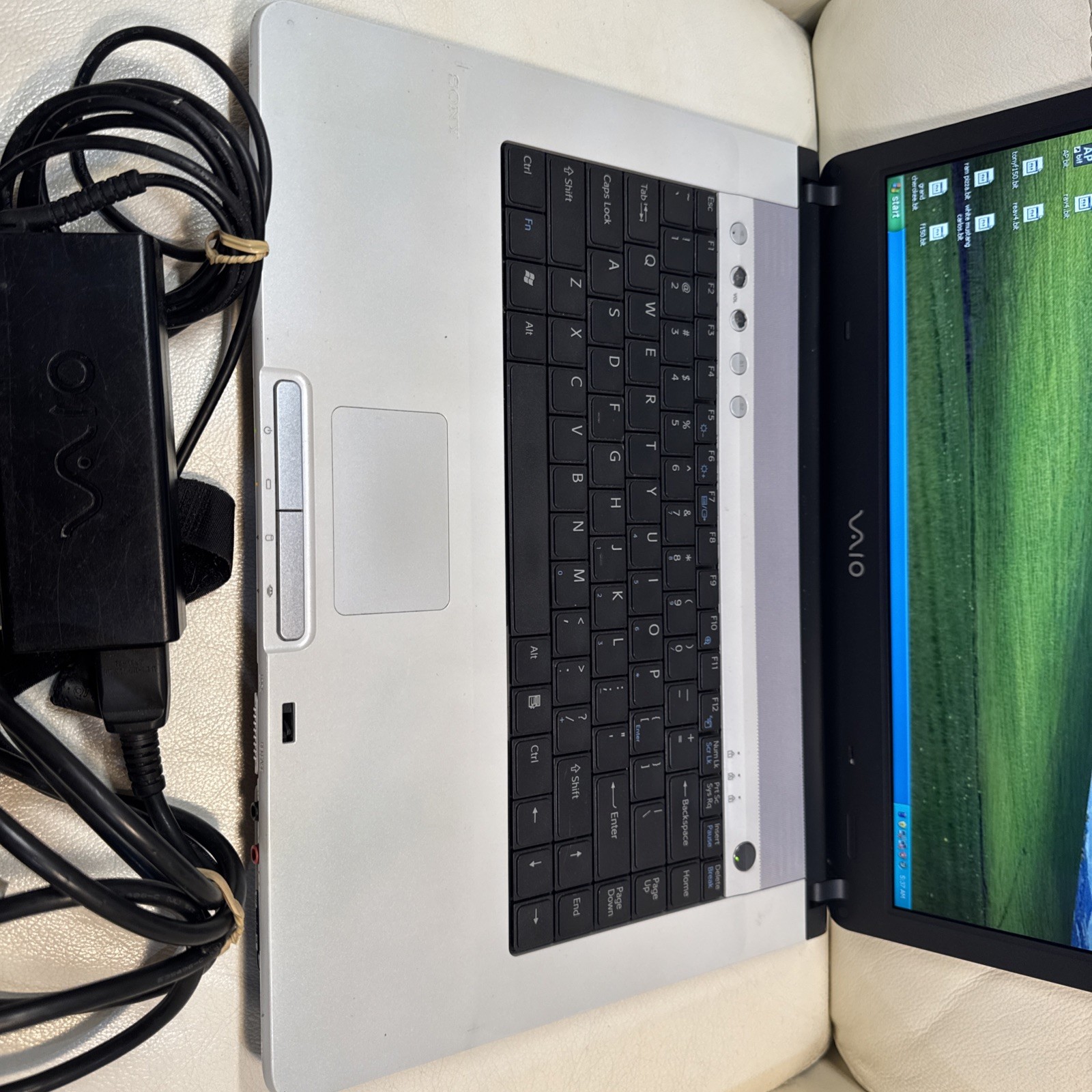 SONY VAIO T5500 1.66GHz Intel Core (TM)2 CPU 2.00 GB Of RAM WORKING SEE DETAILS
