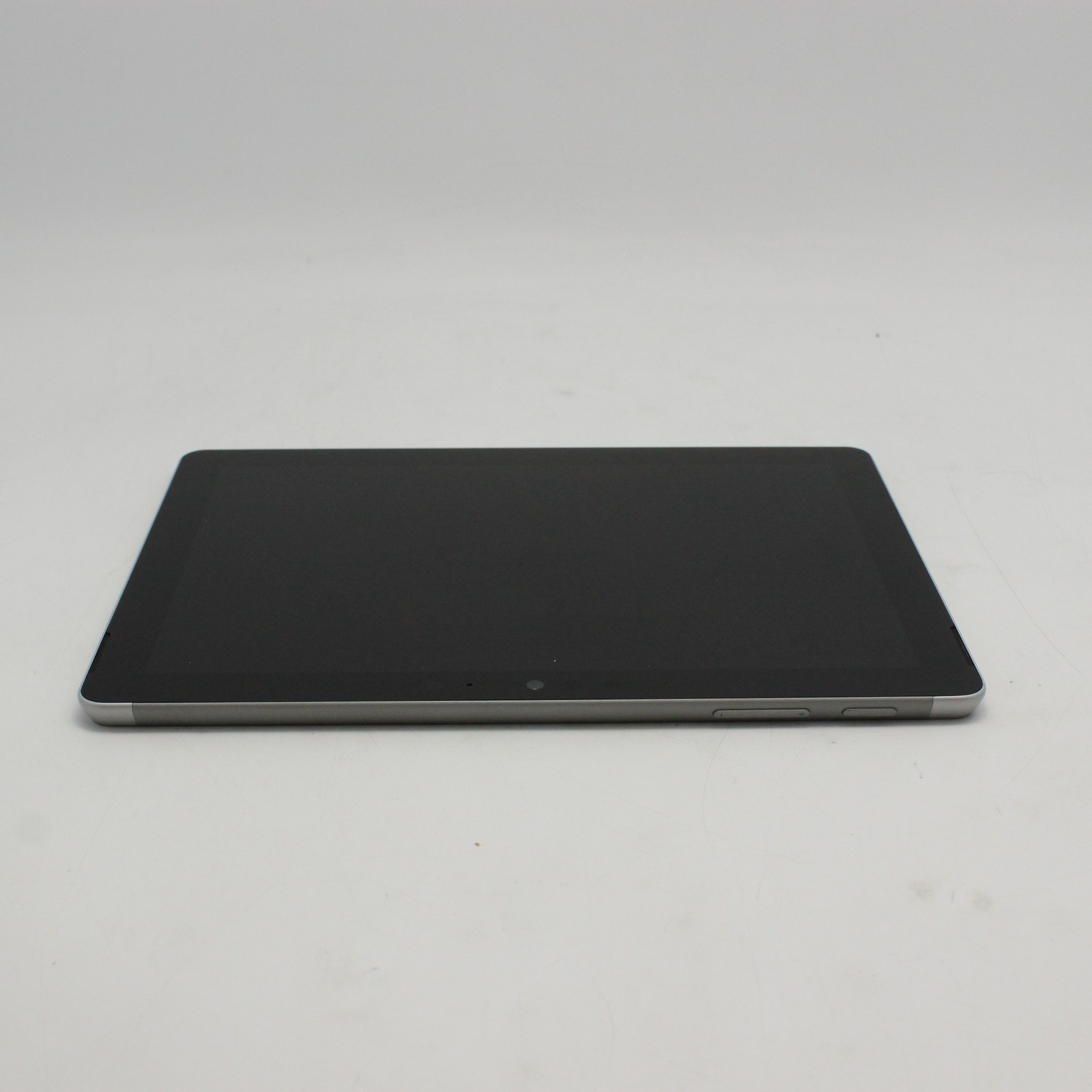Microsoft Surface Go 1824 10″ Pentium 4415Y 8GB DDR3 128GB SSD Windows 11 Home