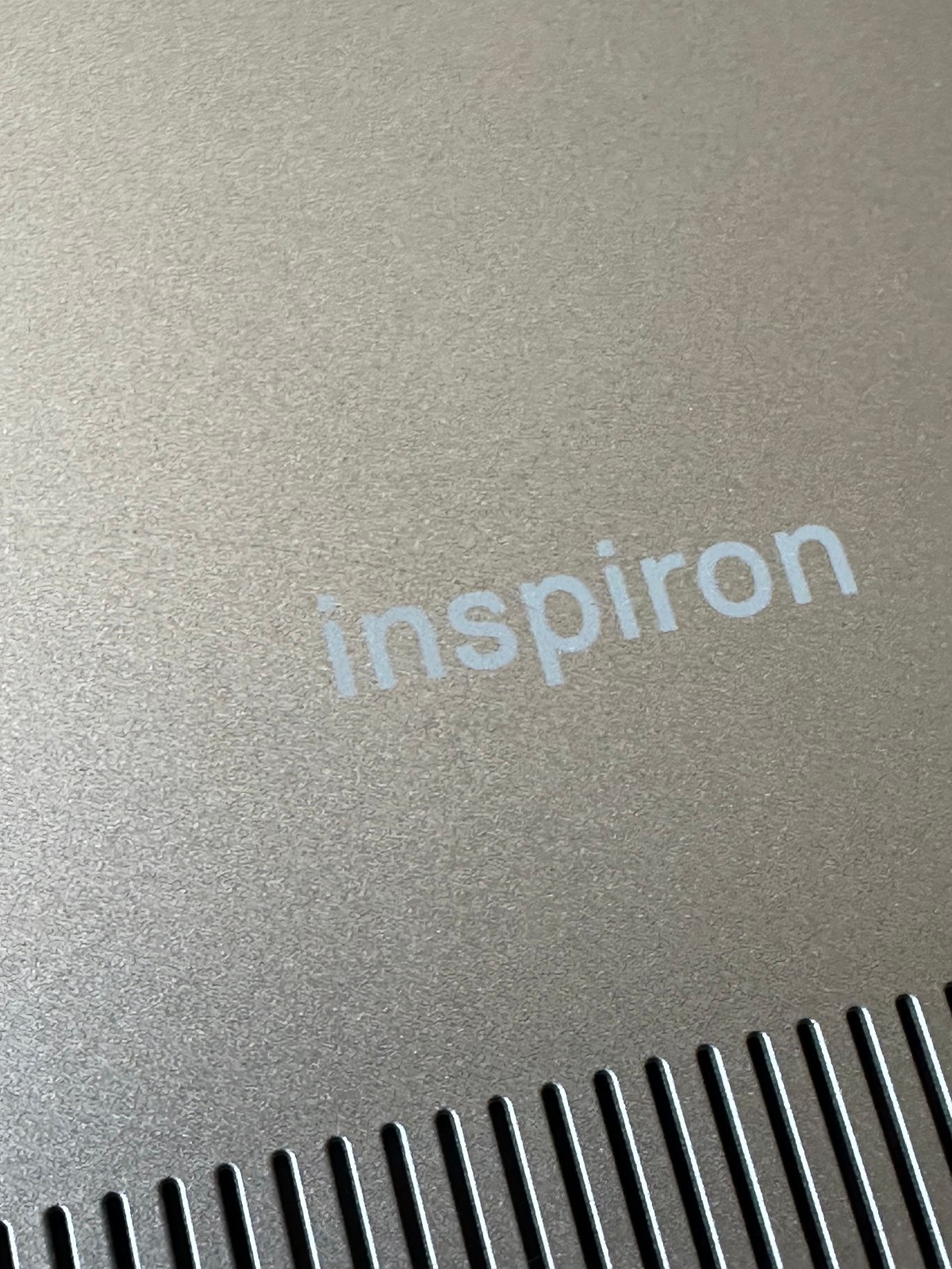 DELL INSPIRON Touch 14 2 IN 1 INTEL CORE i5 11th Gen 8GB RAM NO SSD – READ Desc!