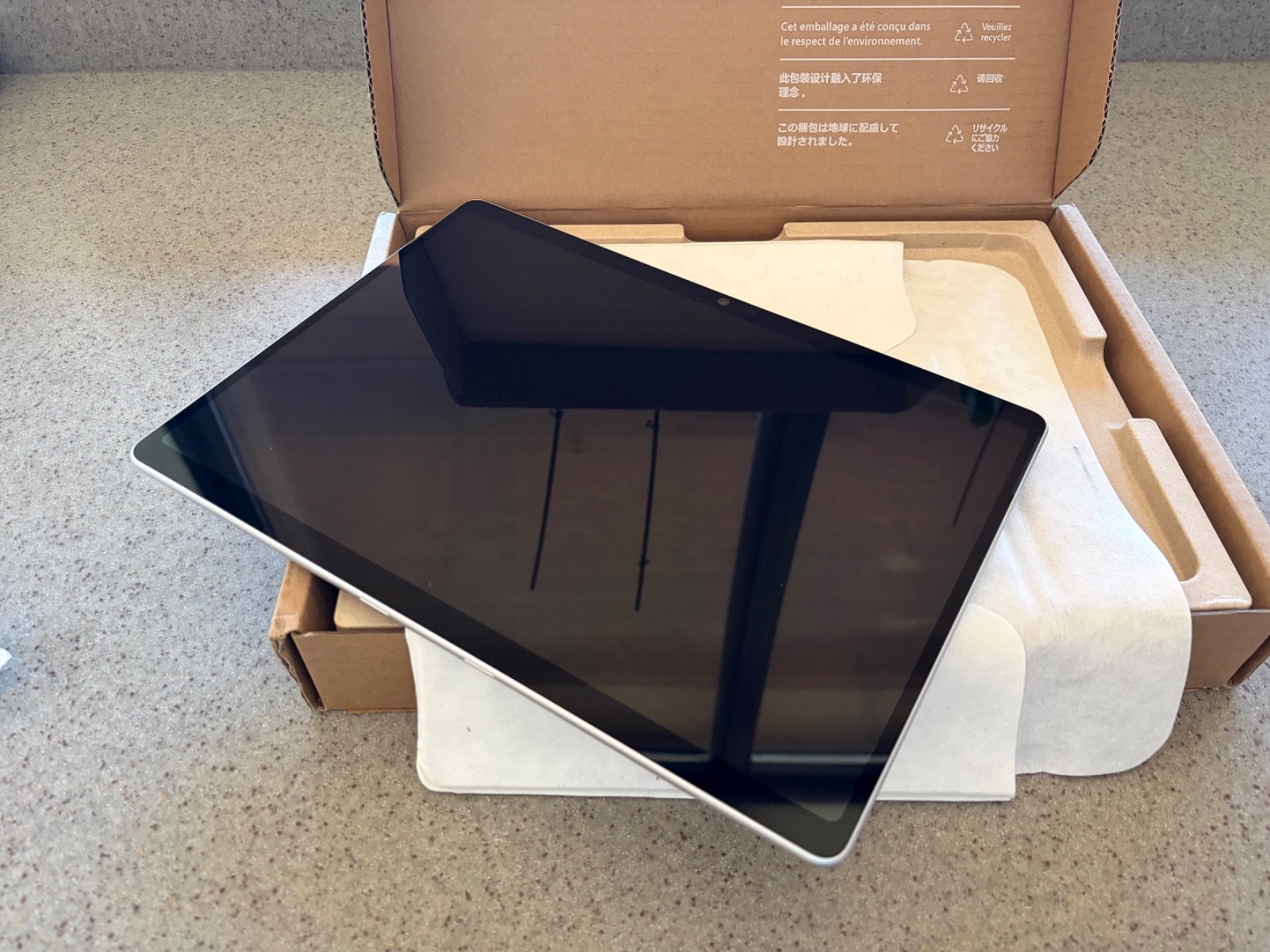 Microsoft Surface Pro 10 for Business – Intel Core Ultra 5 – 8GB RAM – 256GB SSD