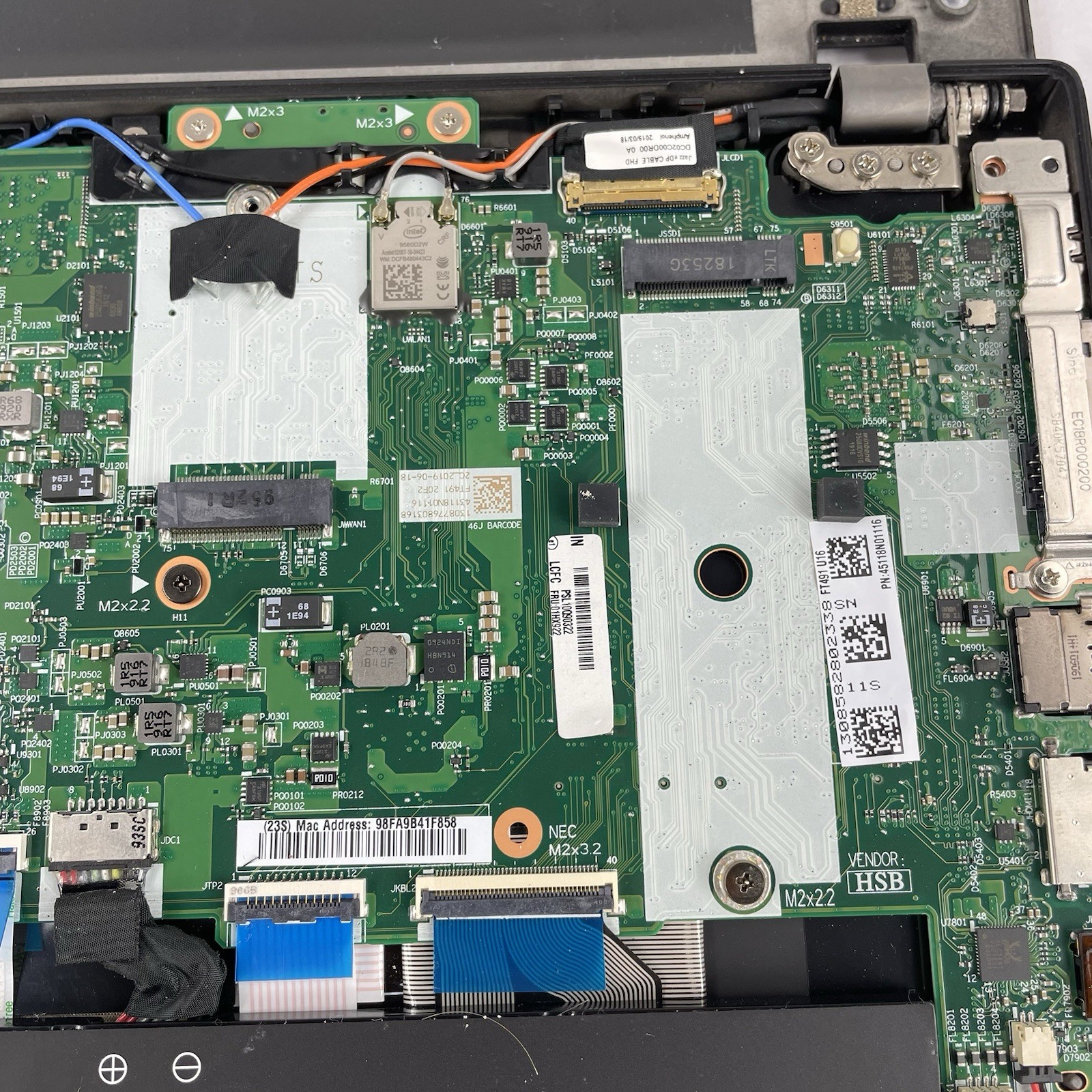 Lenovo ThinkPad T490s 14″ i5-8365U 1.60 GHz 8 GB RAM No SSD/OS/AC – Bad Corner