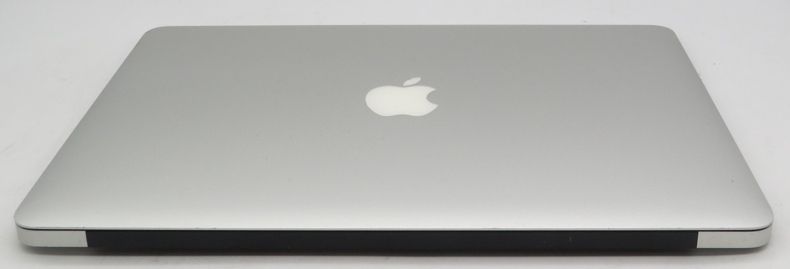 2011 MacBook Air 13″ A1369 i5-2557M @ 1.7GHz 4GB RAM 128GB SSD MacOS X