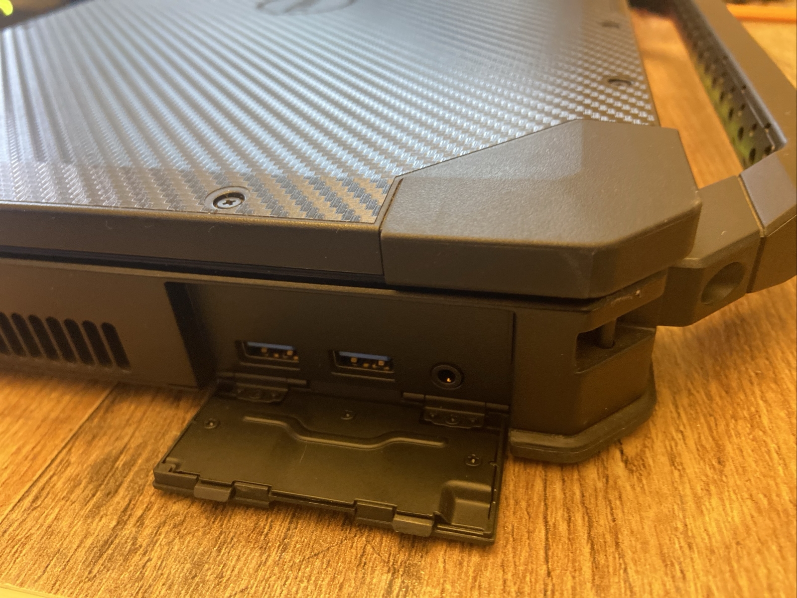 Dell Touchscreen RUGGED TOUGHBOOK 5424 i5 512 SSD 8GB RGB Keyboard 11 pro USA
