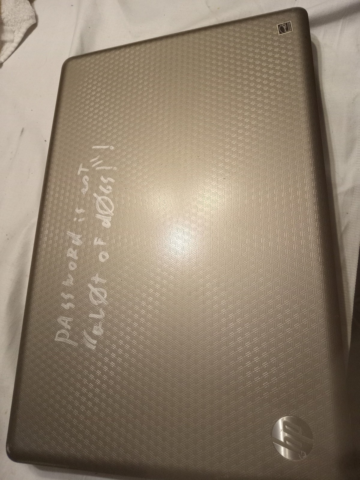 HP G72 17″ Laptop • 4GB RAM • 100GB HD • Core i3 • 2.2ghz • Windows 7 Ultimate