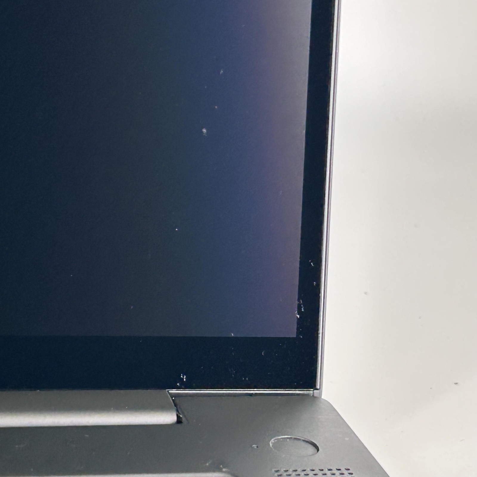 Lenovo ThinkPad P1 Gen 5 16 UHD+ 2.4 GHz i7-12800H 32GB 1TB SSD NVIDIA RTX A1000