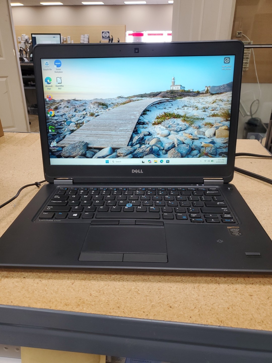 DELL Latitude E7450 14″ Intel Core i5-5300U 8GB RAM 256gb SSD W11P 042926-7