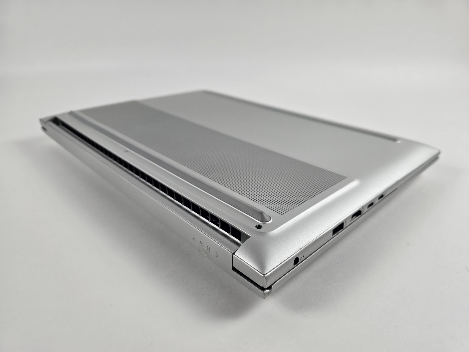 HP ENVY 16″ 120Hz Touch (Intel i7-13700H, 16GB, 1TB SSD, RTX 4060) – Used Read