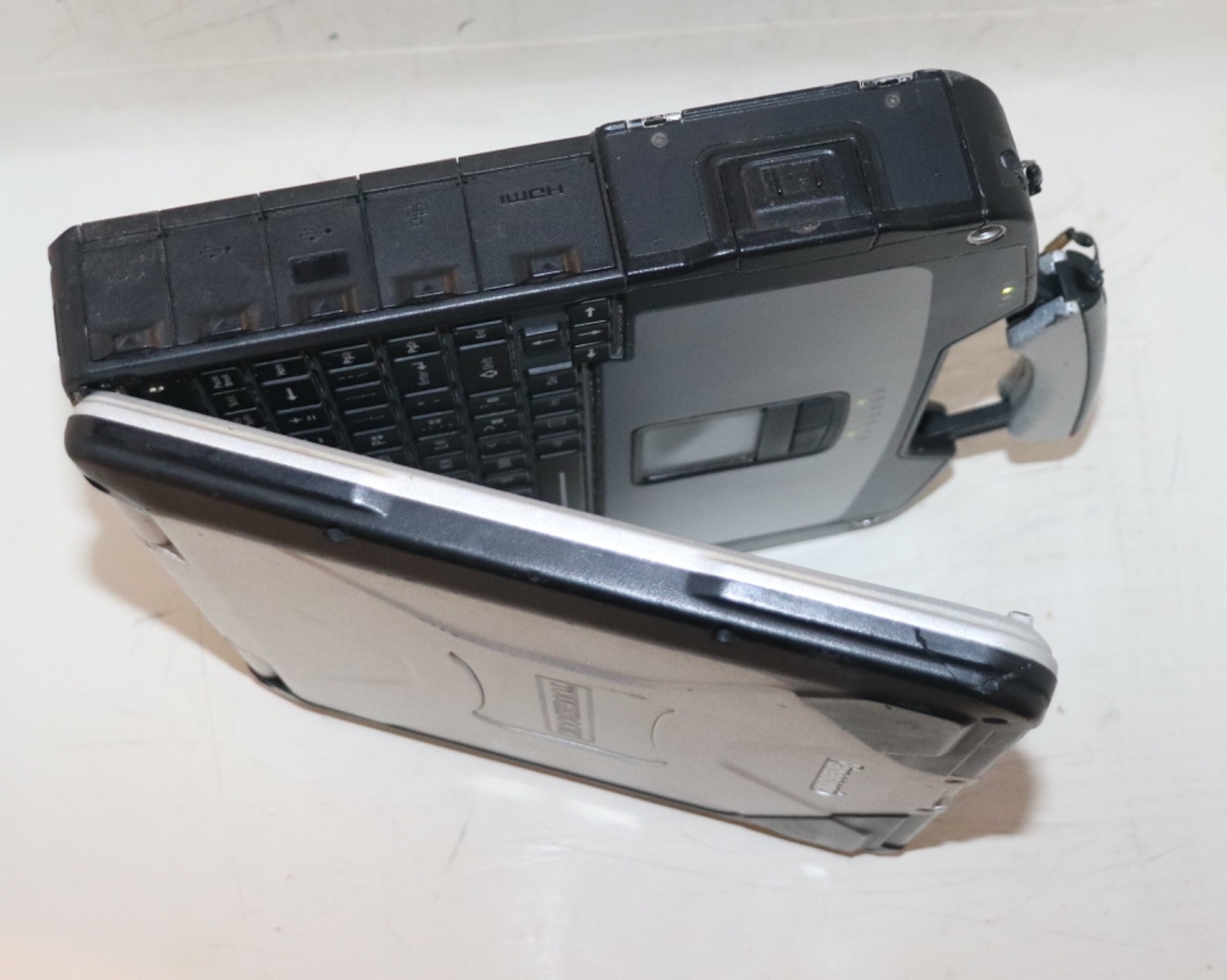 Panasonic ToughBook CF-31|Core i5@2.60 GHz|4GB RAM|500 GBHDD|WIN 7||Touch|Stylus