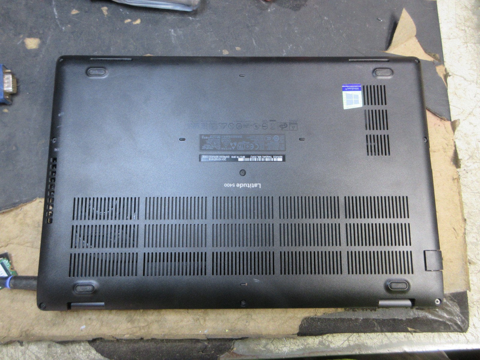 Dell Latitude 5400 14″ I5-8365U 1.6GHZ WIFI REBUILD