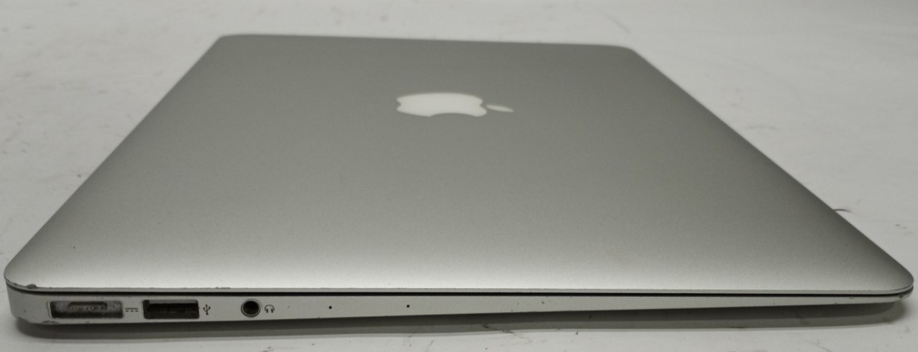 Apple MacBook Air A1466 13.3″ i5-5350u@1.80 8GB/256GB M.2 macOS Big Sur MC735*!