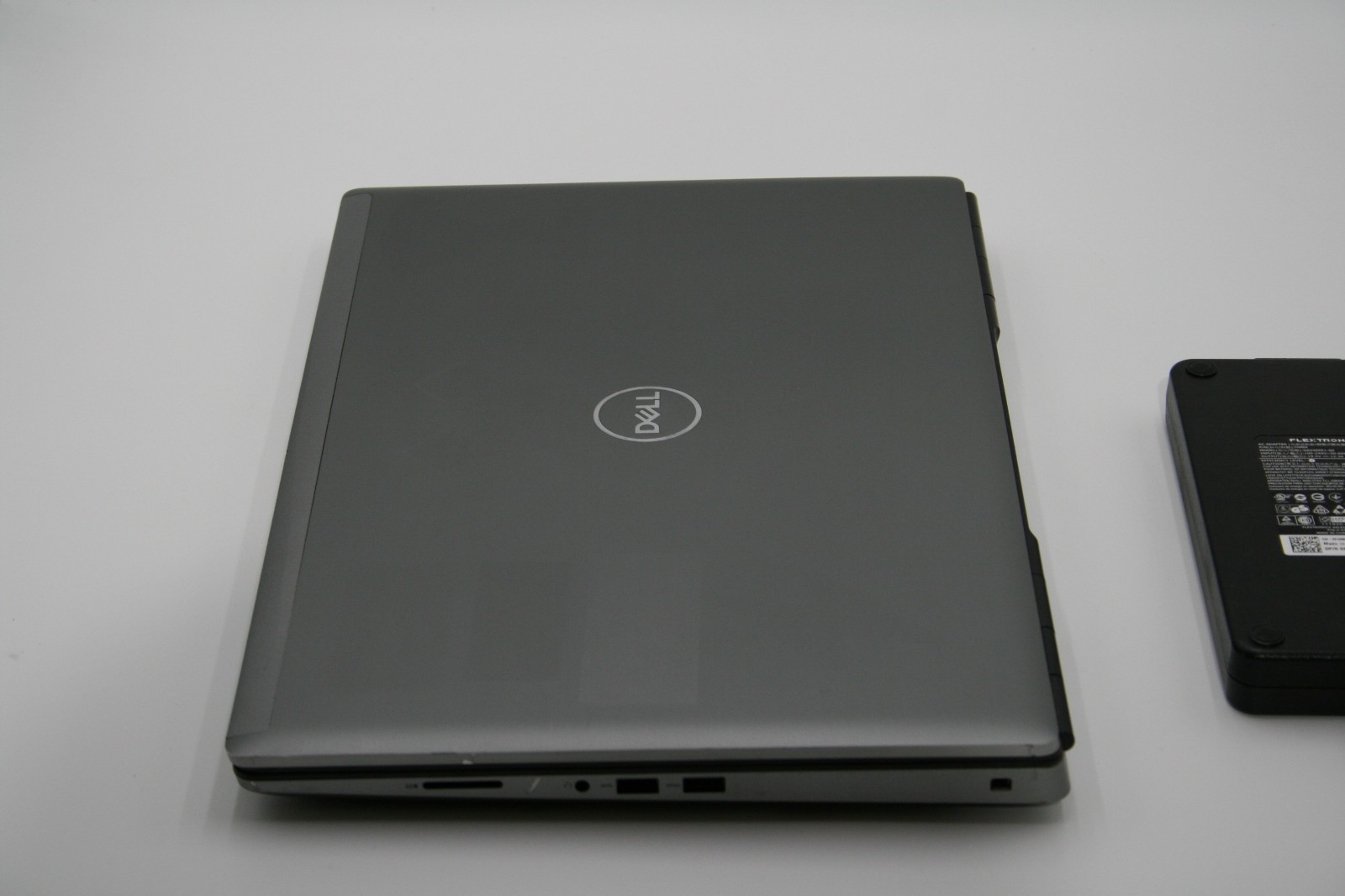 Dell Precision 7760 Mobile Workstation 17.3″ UHD i7-11850H NVIDIA RTX A5000 16GB