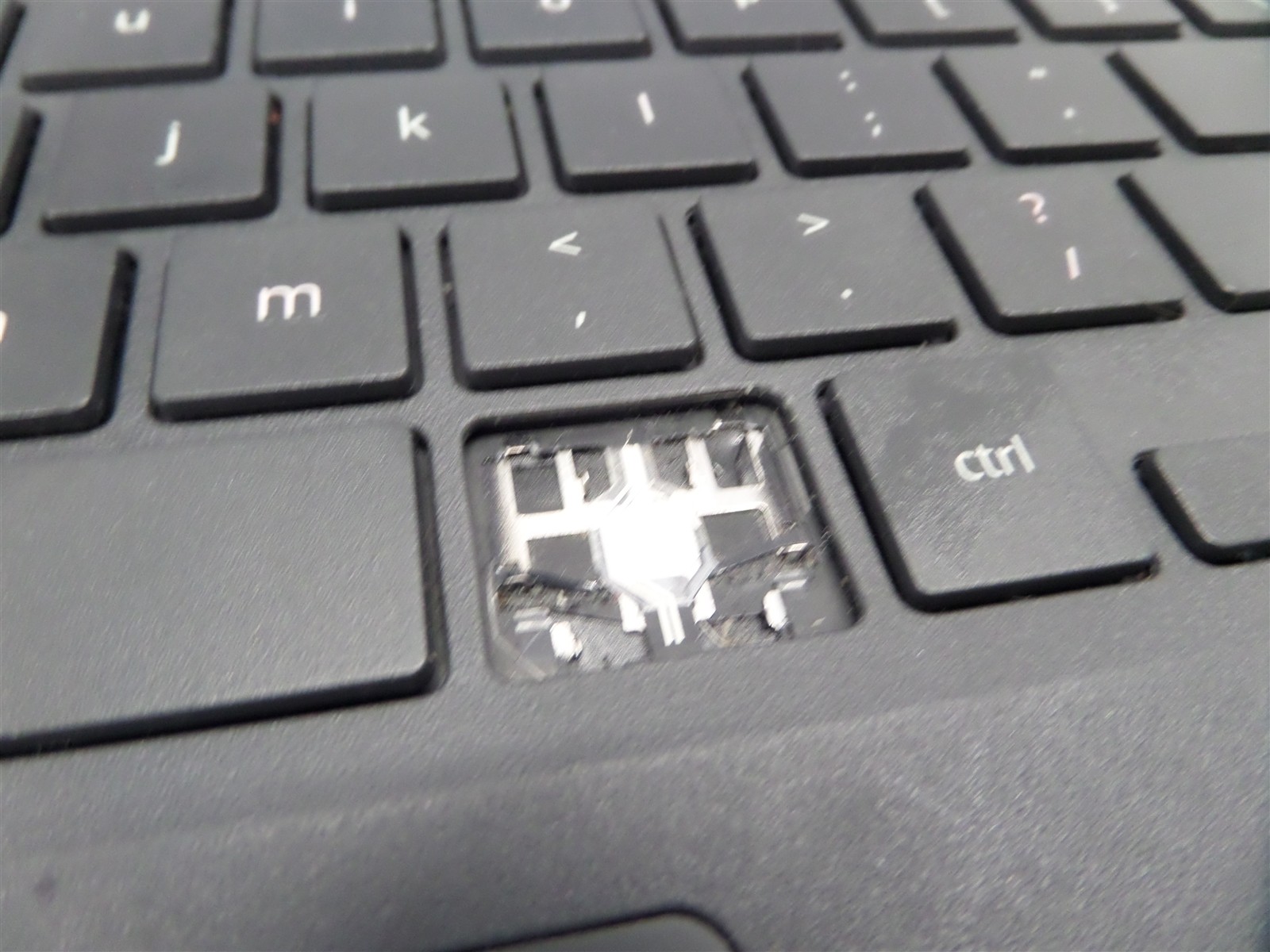 HP 14″ Chromebook 14A G5 16GB eMMC 7CZ87UT#ABA – Missing Right Alt Key