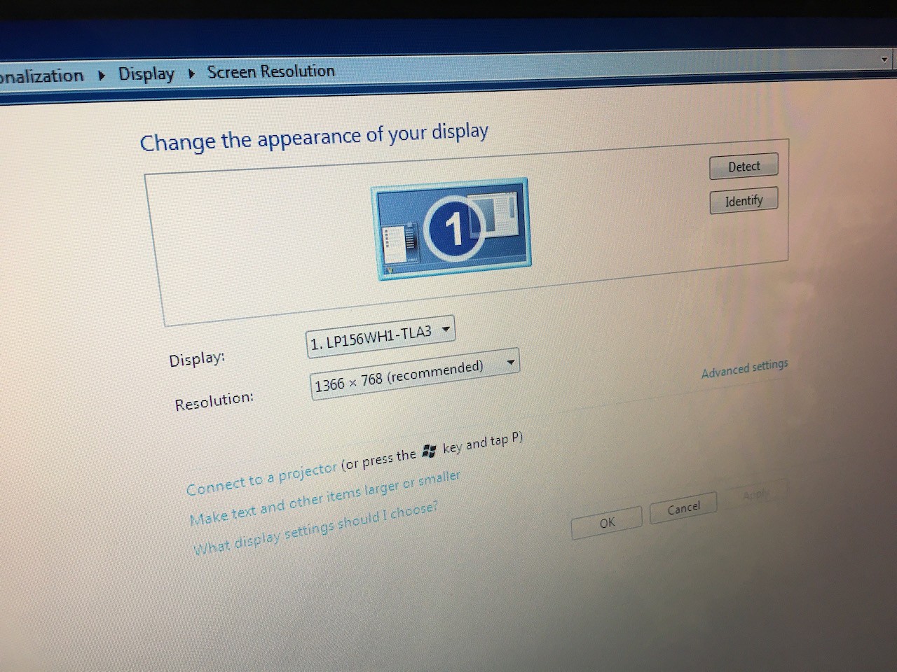 Dell Inspiron 1545 Pentium Dual-Core T4200 2GB 250GB Windows 7 Pro Optical DVD