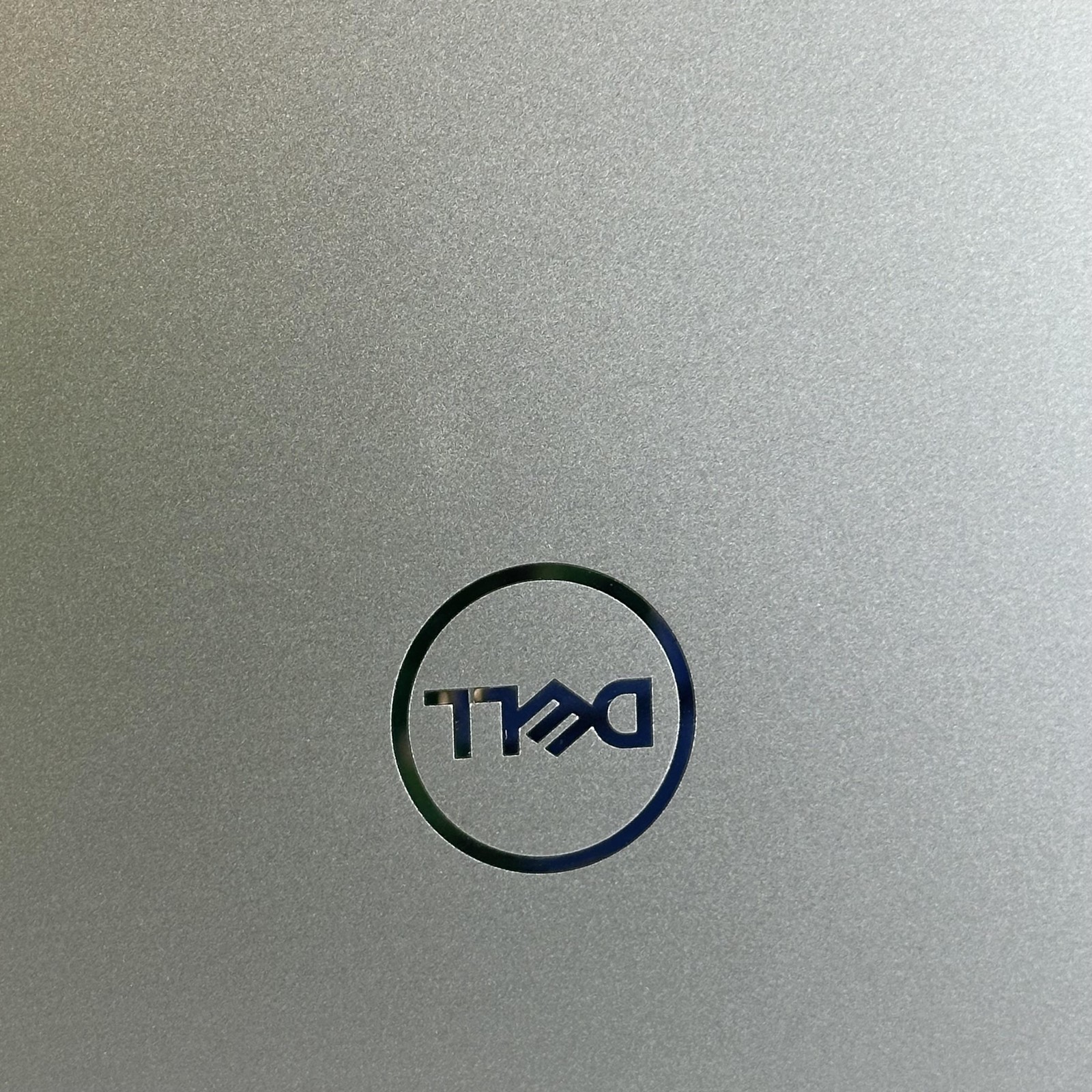 Dell Latitude 7350 13.3 FHD+ 1.7 GHz Ultra 7 165U 32GB 512GB SSD Very Good